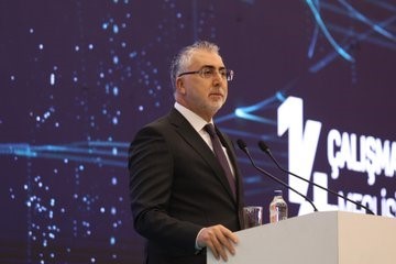 Bakan Işıkhan: "Dijitalleşmeyi daha nitelikli işlerin oluşturulması için büyük bir fırsat olarak görmeliyiz"
