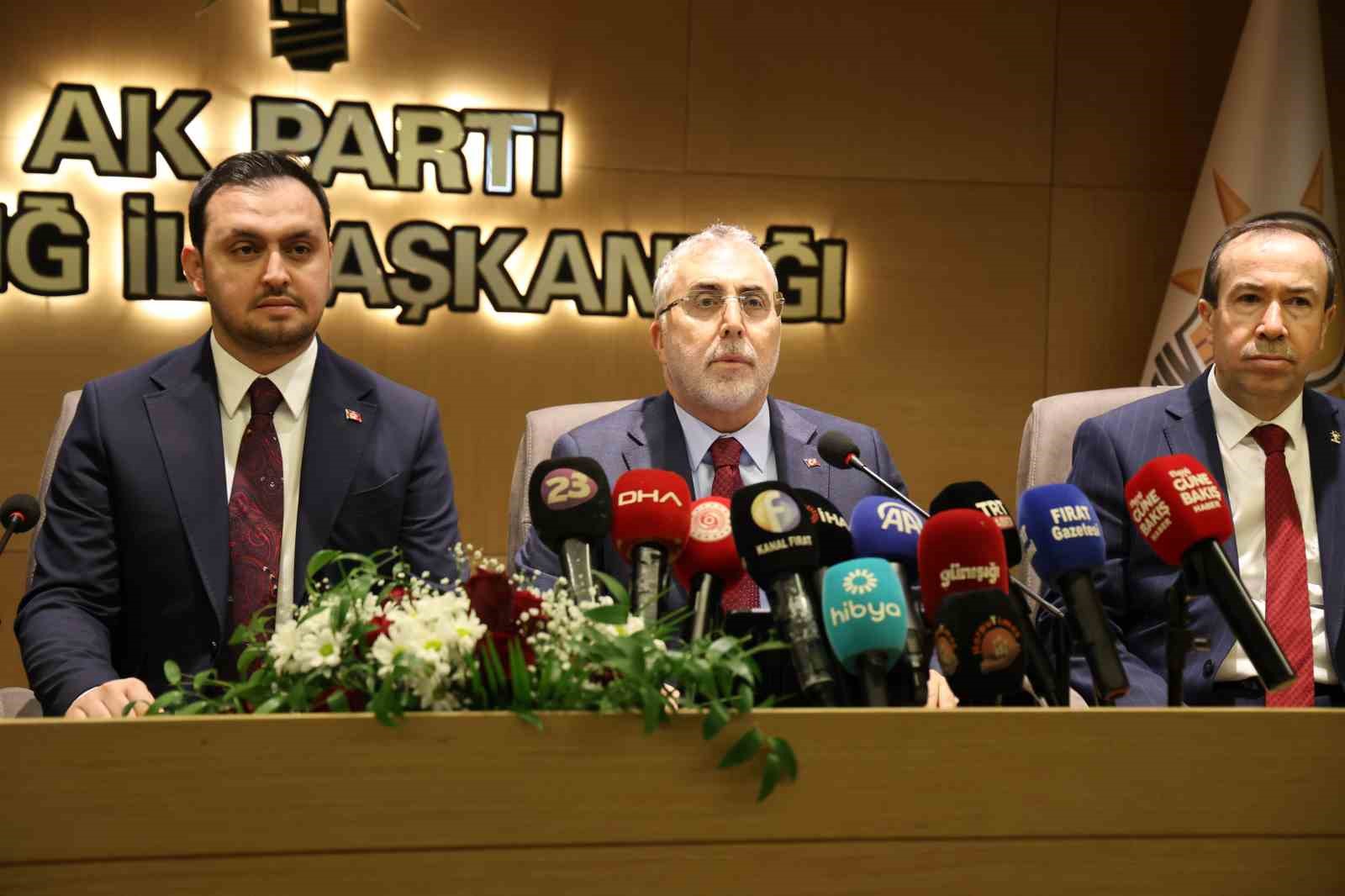 Bakan Işıkhan: "Genç ve kadın işsizlik oranı 13 yılın en düşük seviyesine inmiştir"
Bakan Işıkhan: "Genç ve kadın işsizlik oranı 13 yılın en düşük seviyesine inmiştir"