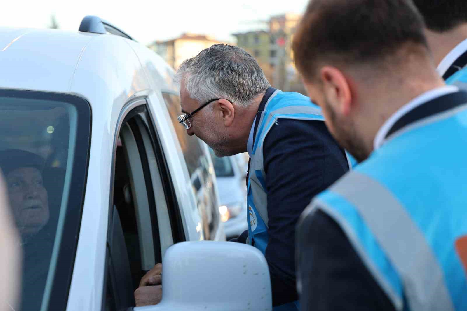 Bakan Işıkhan: "Genç ve kadın işsizlik oranı 13 yılın en düşük seviyesine inmiştir"
Bakan Işıkhan: "Genç ve kadın işsizlik oranı 13 yılın en düşük seviyesine inmiştir"