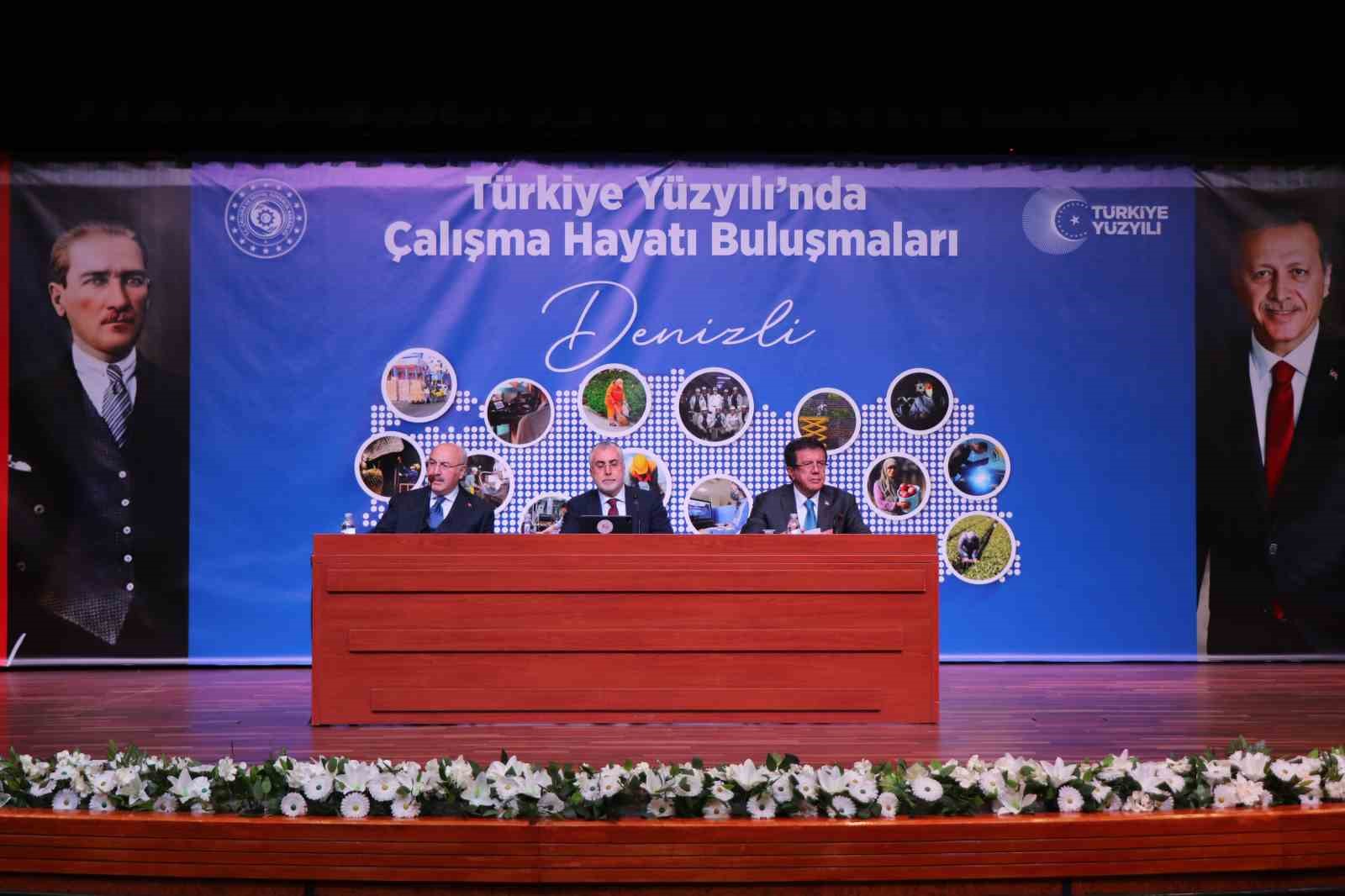 Bakan Işıkhan, gençleri heyecanlandıran müjdeleri ardı ardına verdi
Bakan Işıkhan, gençleri heyecanlandıran müjdeleri ardı ardına verdi