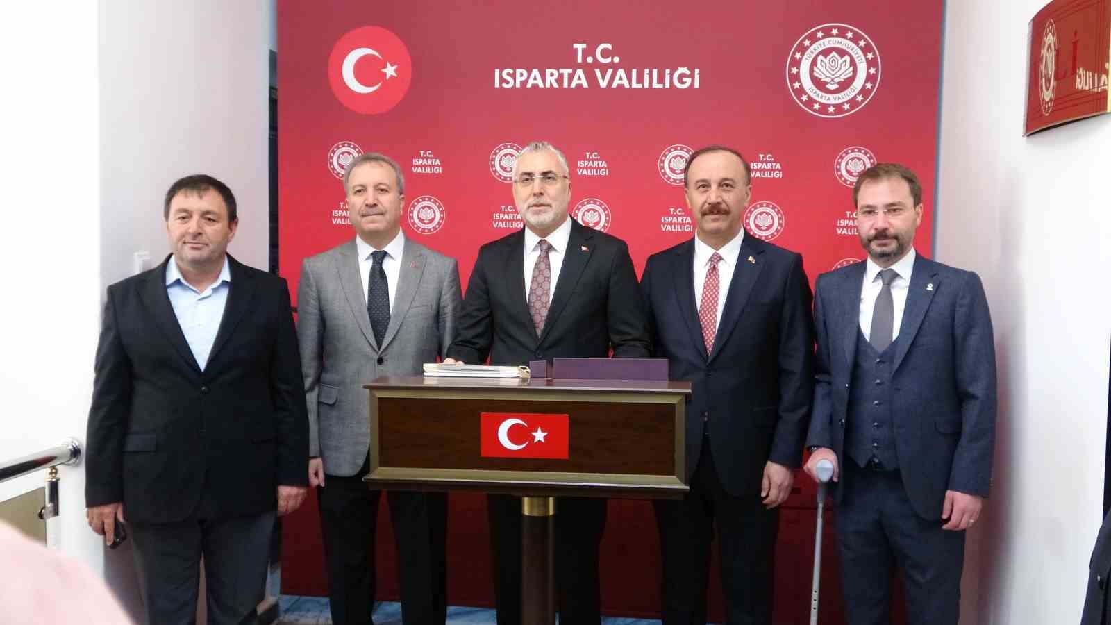 Bakan Işıkhan: "Türkiye 2026 yılında kadın istihdamını en fazla artıran ülke oldu"
