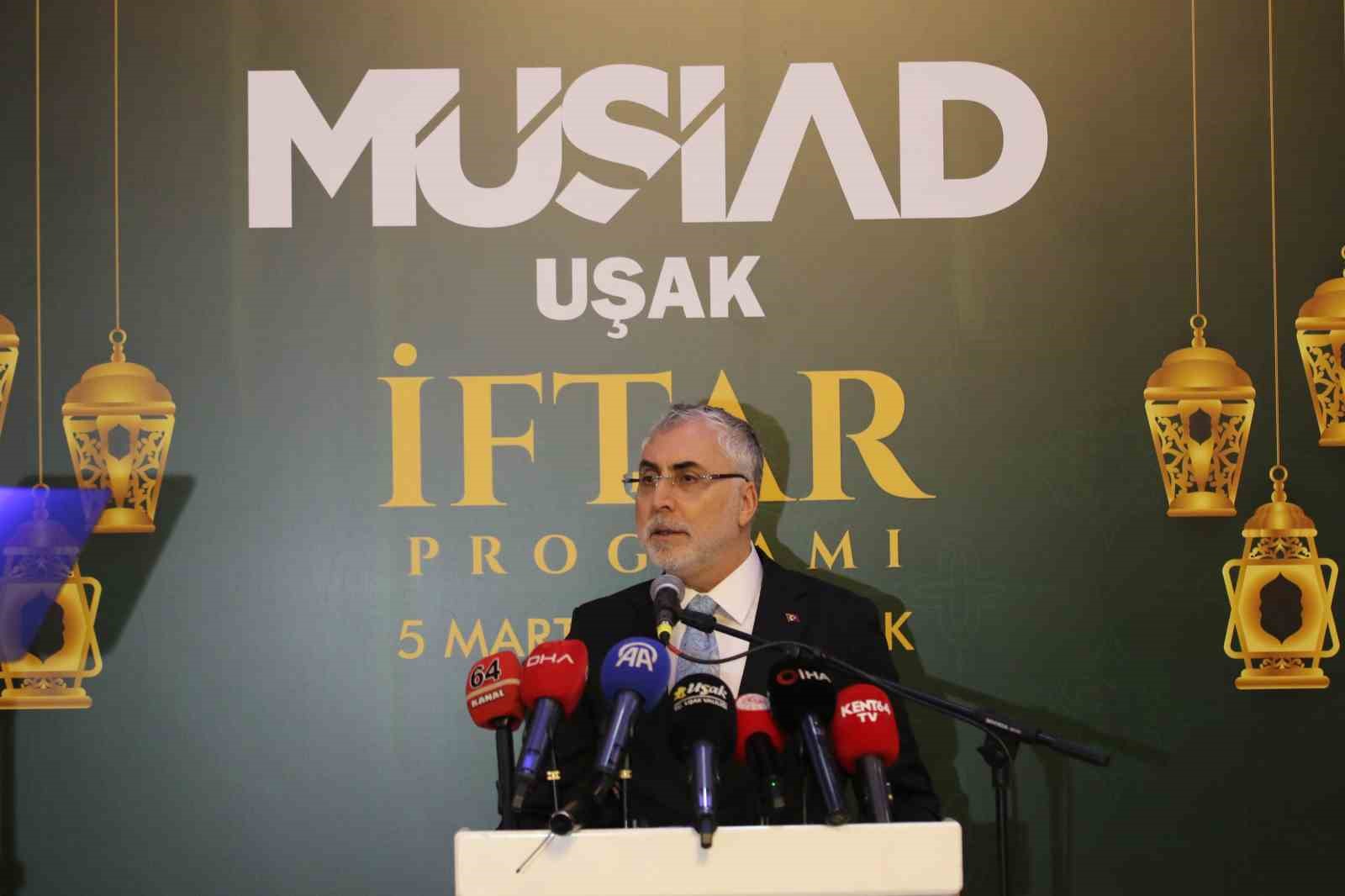 Bakan Işıkhan: "Türkiye olarak, sulhun ve sağ duyunun hakim olduğu bir diplomasi ortamının tesisi için çalışmaya devam edeceğiz"
