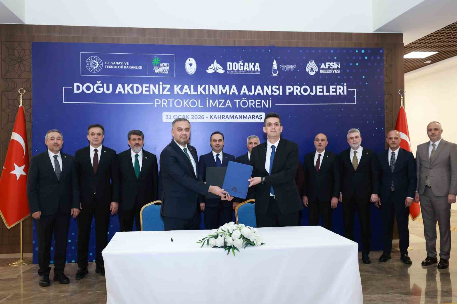 Bakan Kacır, Kahramanmaraş’ta SOGEP projelerinin imza törenine katıldı
