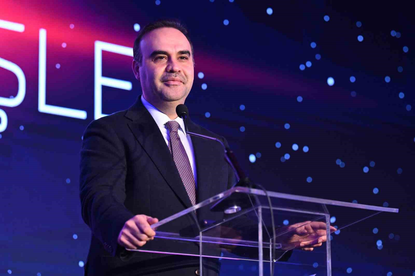 Bakan Kacır: "Sanayi katma değerimiz yüzde 2,9 ile son dört yılın en hızlı artışını kaydetti"
Bakan Kacır: "Sanayi katma değerimiz yüzde 2,9 ile son dört yılın en hızlı artışını kaydetti"