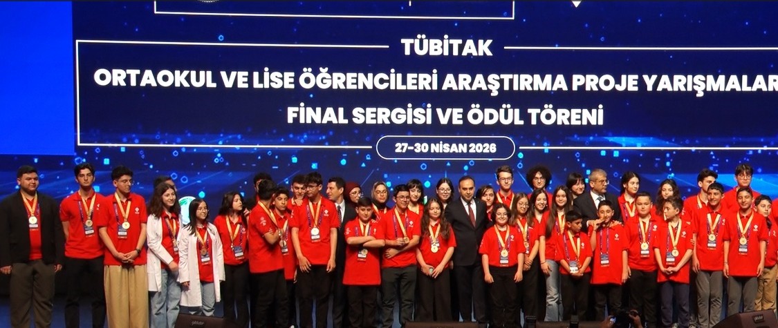 Bakan Kacır: "Türk gençliği, tam bağımsız ve müreffeh Türkiye’yi kararlılıkla inşa edecektir"
