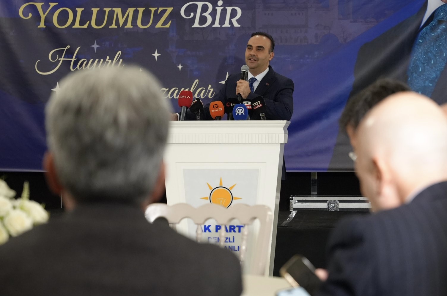Bakan Kacır: "Türk milleti mührünü gökyüzüne vurdu"
