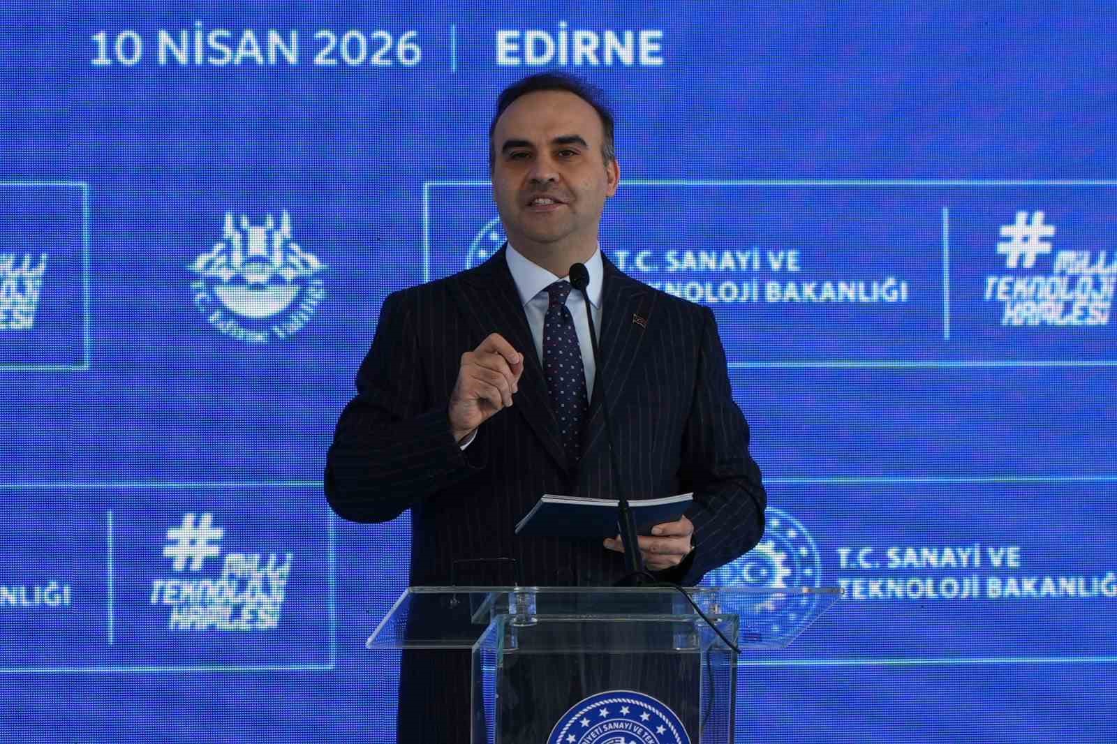 Bakan Kacır: Türkiye üretimde gücünü artırıyor, yeni OSB ile istihdam büyüyor
Bakan Kacır: Türkiye üretimde gücünü artırıyor, yeni OSB ile istihdam büyüyor