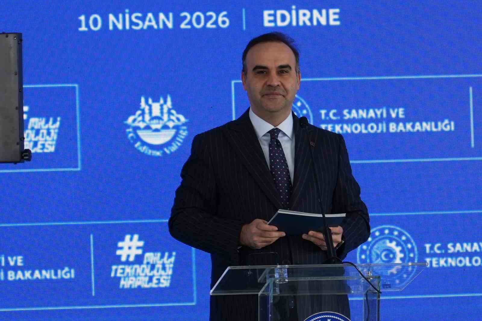 Bakan Kacır: Türkiye üretimde gücünü artırıyor, yeni OSB ile istihdam büyüyor
Bakan Kacır: Türkiye üretimde gücünü artırıyor, yeni OSB ile istihdam büyüyor