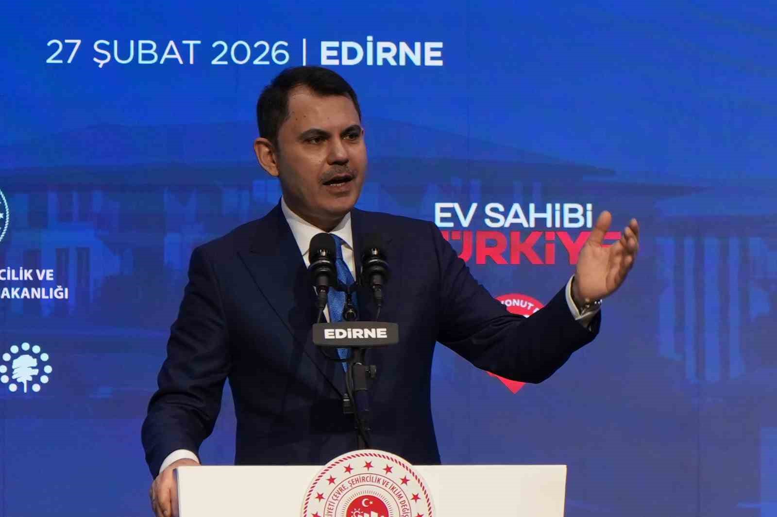 Bakan Kurum: "11 ilimizde eş zamanlı çalışarak bir Avrupa ülkesi büyüklüğündeki alanı yeniden inşa ettik"
