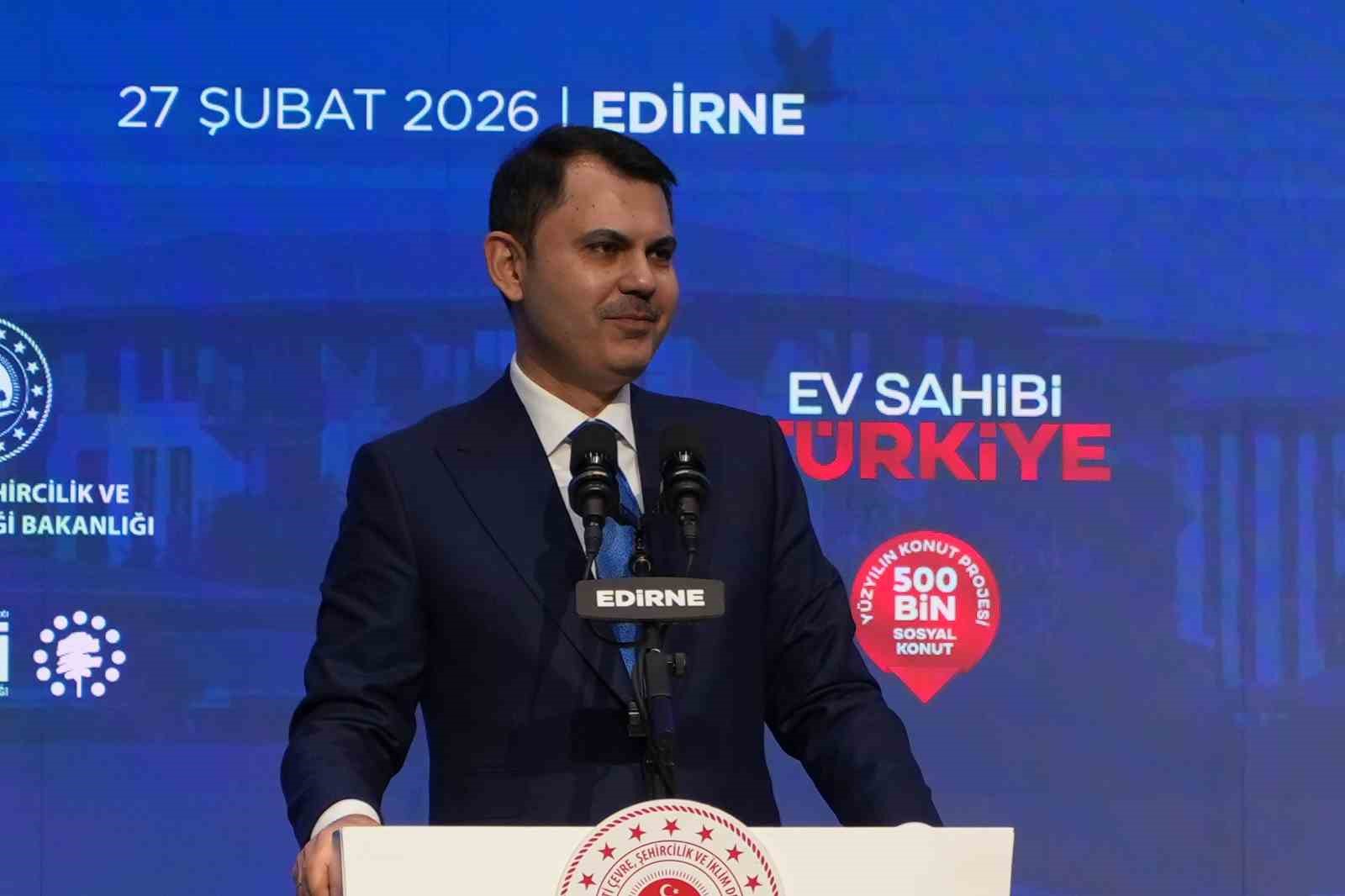 Bakan Kurum: "11 ilimizde eş zamanlı çalışarak bir Avrupa ülkesi büyüklüğündeki alanı yeniden inşa ettik"
