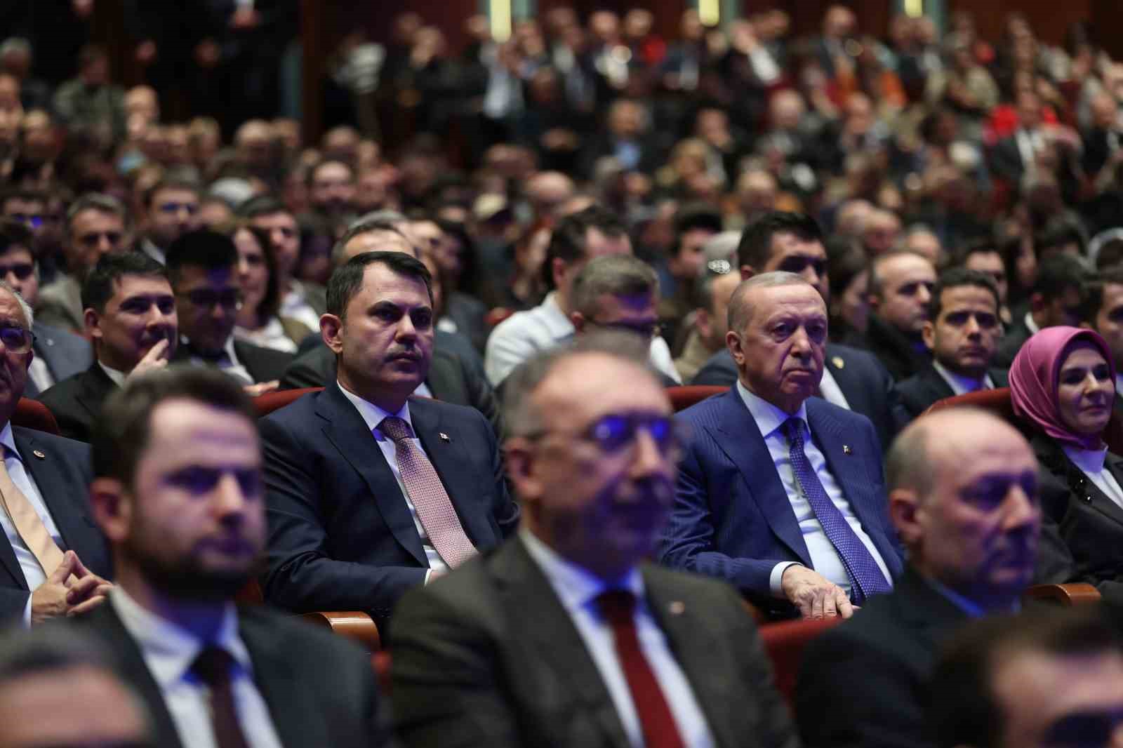 Bakan Kurum: "500 bin sosyal konutumuz bitecek, hayaller ertelenmeyecek, Türkiye kazanacak"
