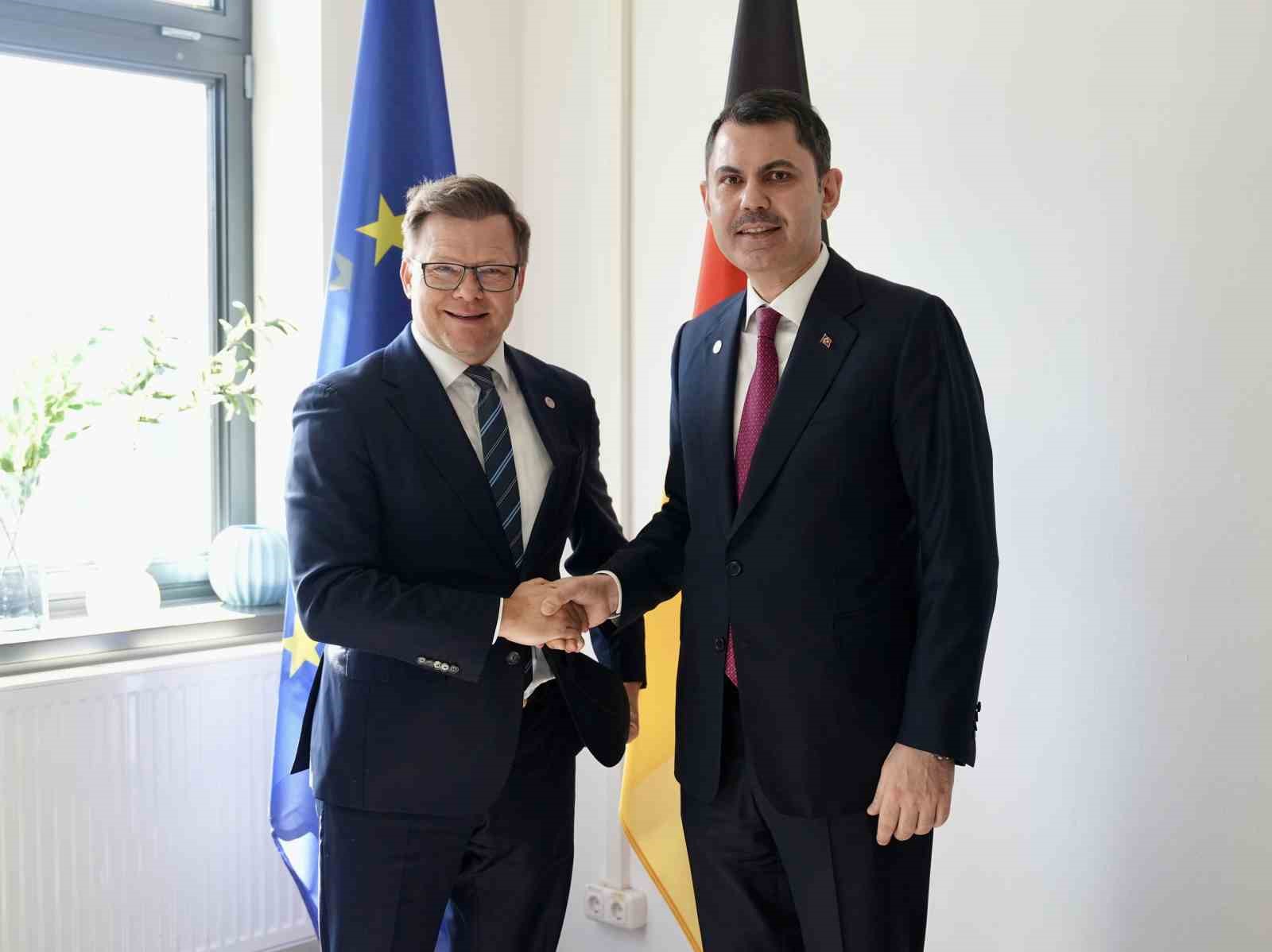 Bakan Kurum, BM İcra Sekreteri Stiell ve İngiliz, Alman ve Japon mevkidaşları ile görüştü
