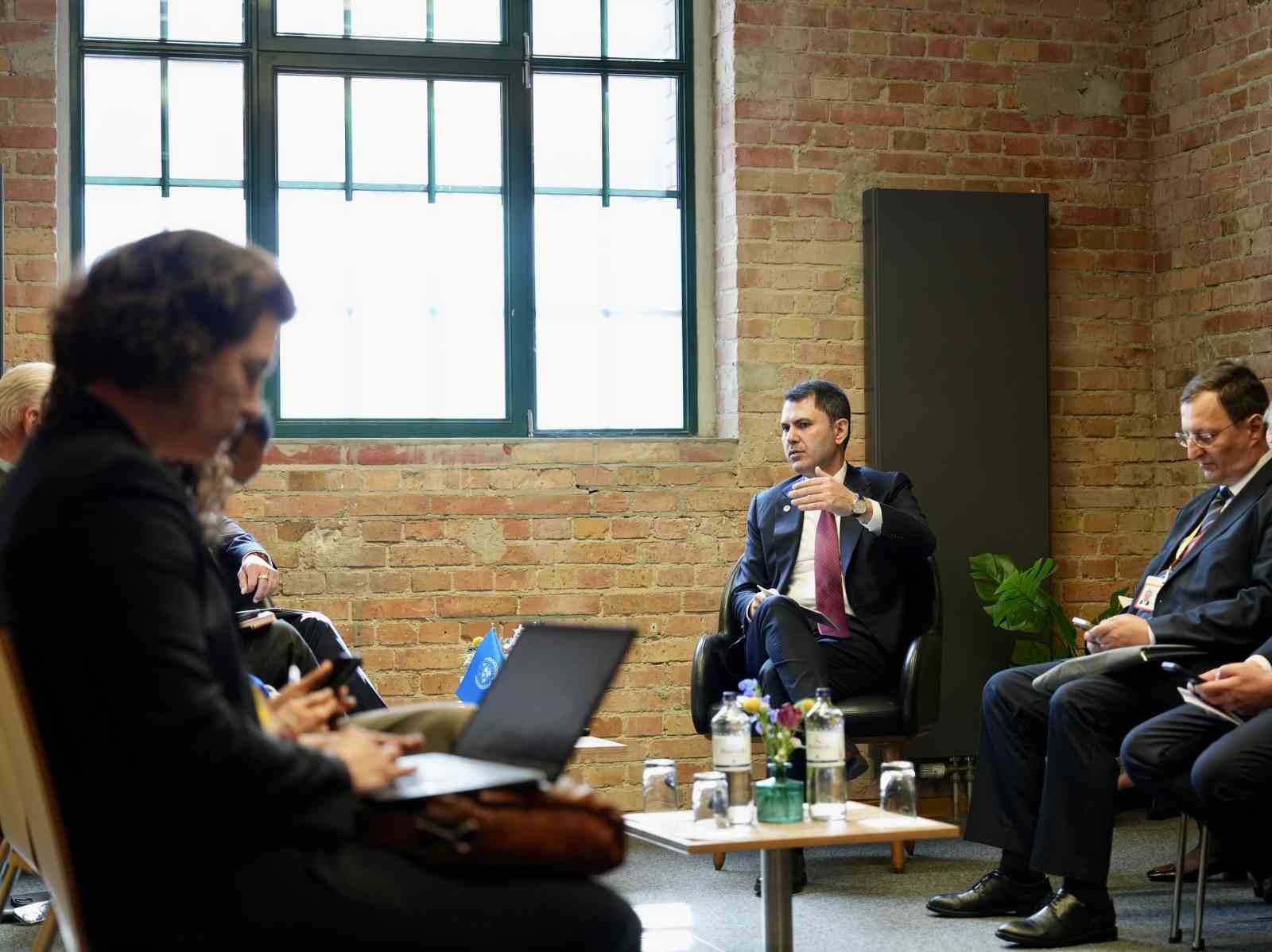 Bakan Kurum, BM İcra Sekreteri Stiell ve İngiliz, Alman ve Japon mevkidaşları ile görüştü
