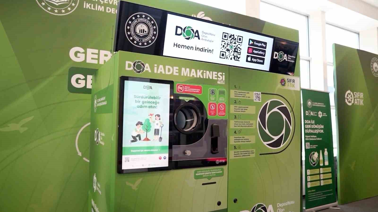 Bakan Kurum: "Daha adil bir dünya sıfır atık ile mümkün"
Bakan Kurum: "Daha adil bir dünya sıfır atık ile mümkün"