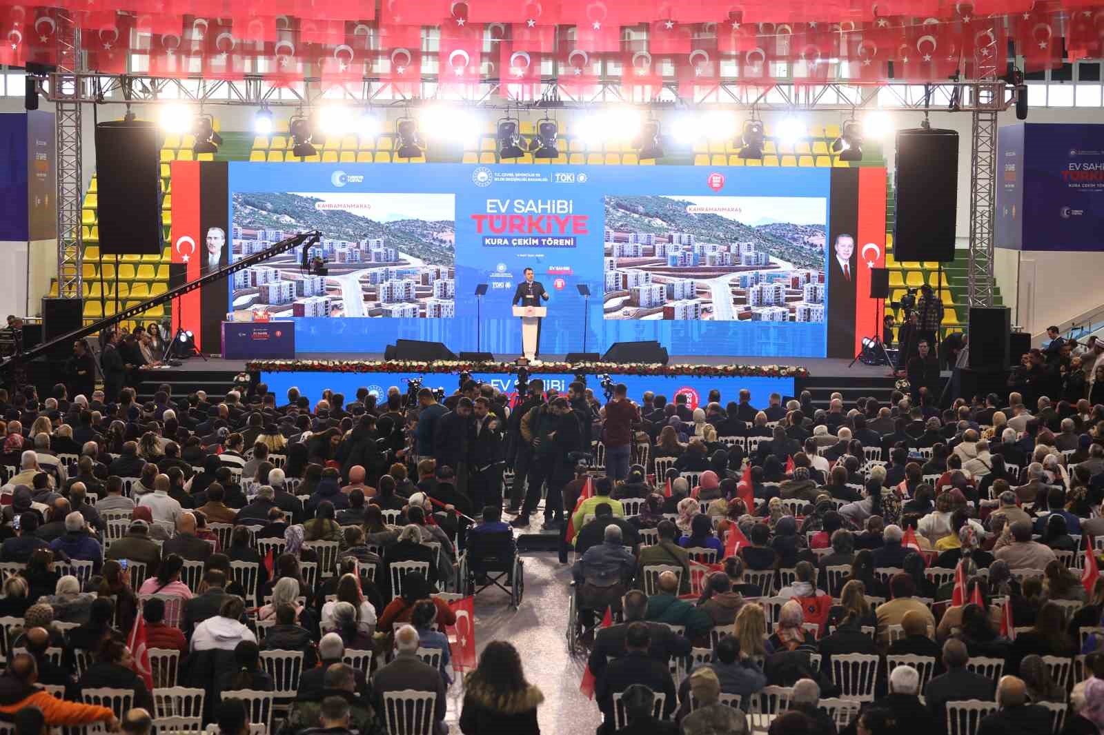 Bakan Kurum: "İstanbul’da 100 bin yuvamızın kuralarını çektik, sahiplerini belirledik"
