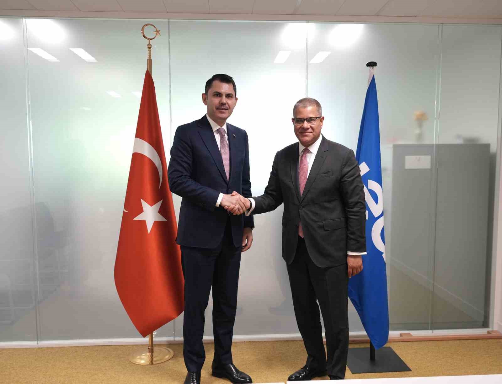 Bakan Kurum’dan Fransa’da COP31 diplomasisi
