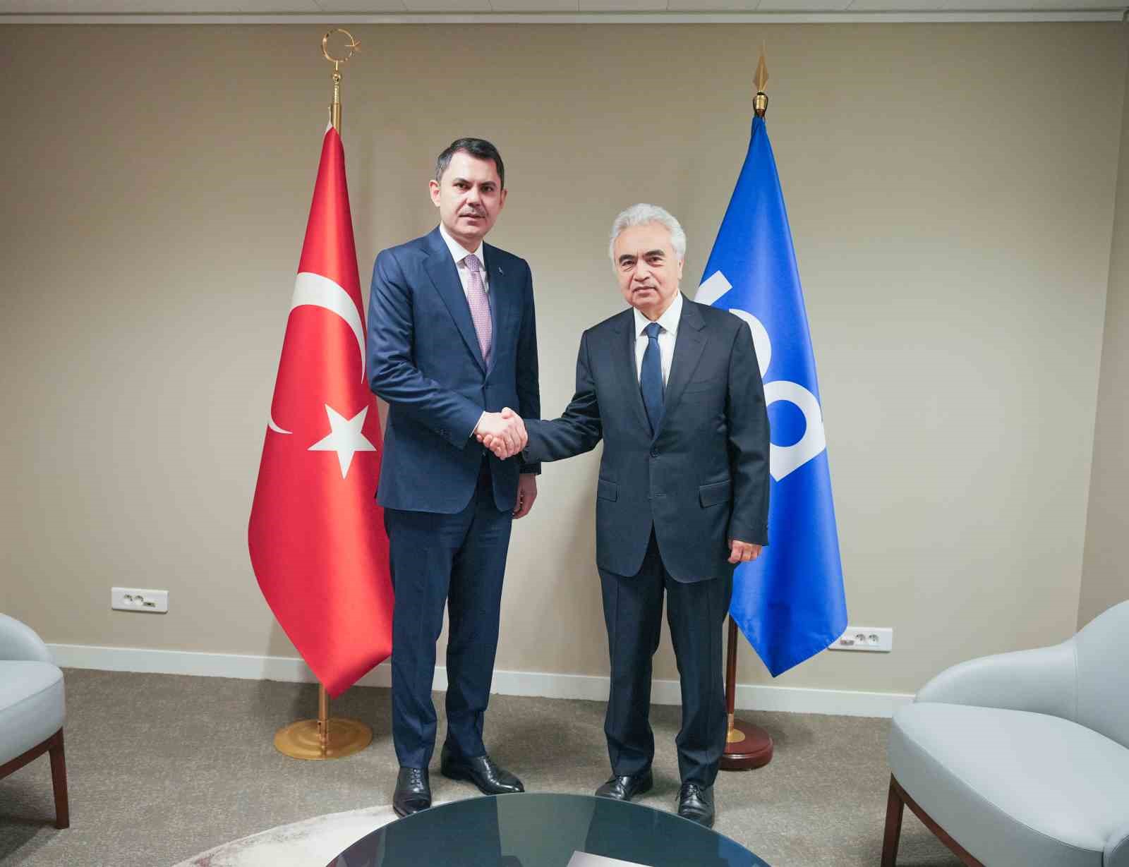 Bakan Kurum’dan Fransa’da COP31 diplomasisi
