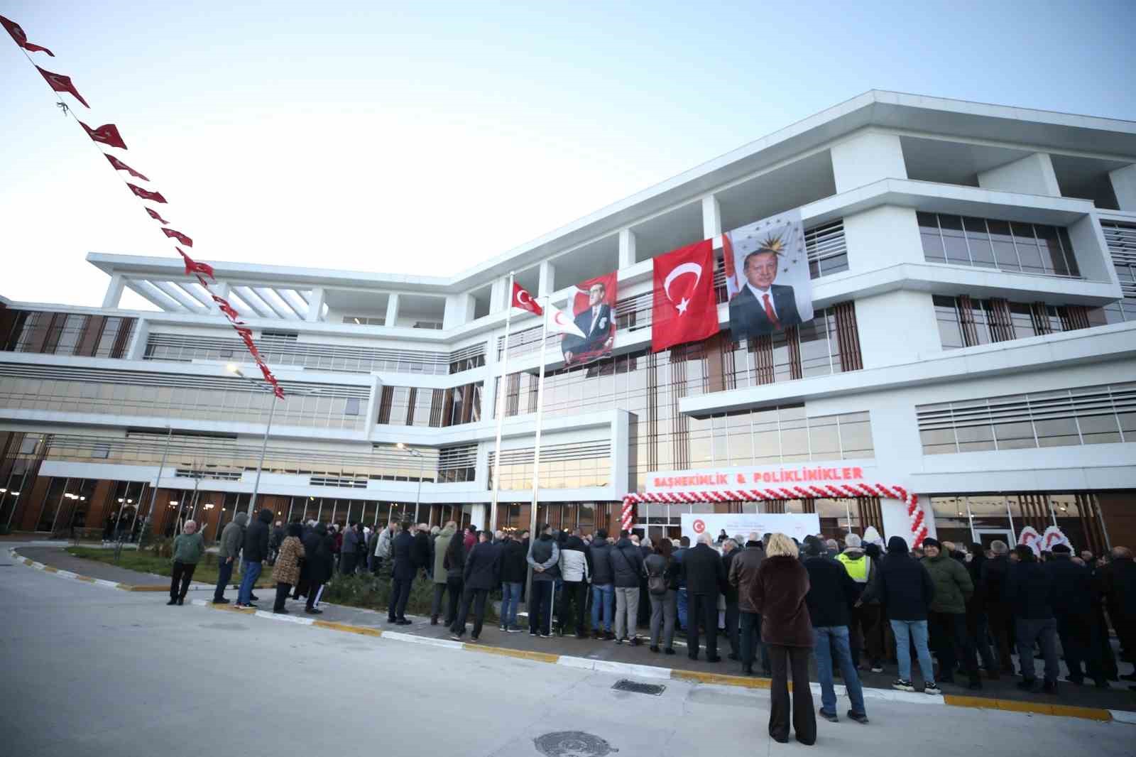 Bakan Memişoğlu: "72 branşın 69’una aynı gün randevu veriyoruz"
Bakan Memişoğlu: "72 branşın 69’una aynı gün randevu veriyoruz"