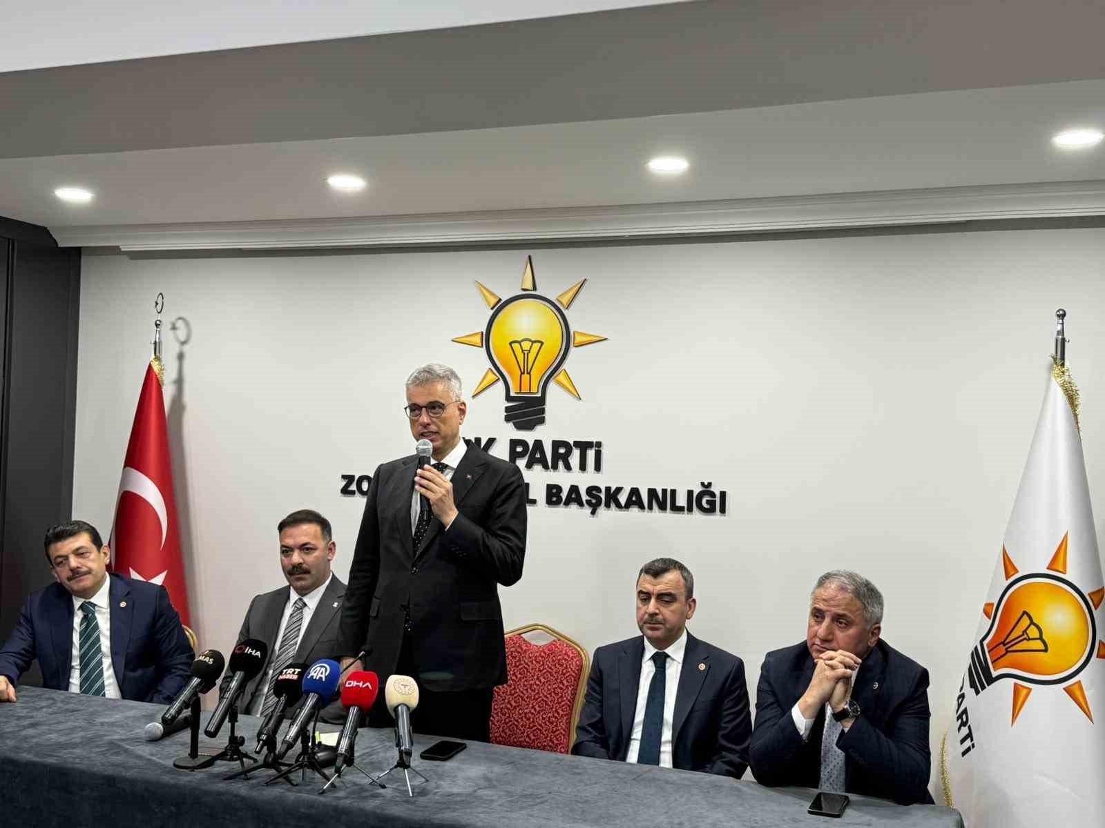 Bakan Memişoğlu: "Biz ürettikçe rahatsız olanlar rahatsız olmaya devam etsinler"
Bakan Memişoğlu: "Biz ürettikçe rahatsız olanlar rahatsız olmaya devam etsinler"