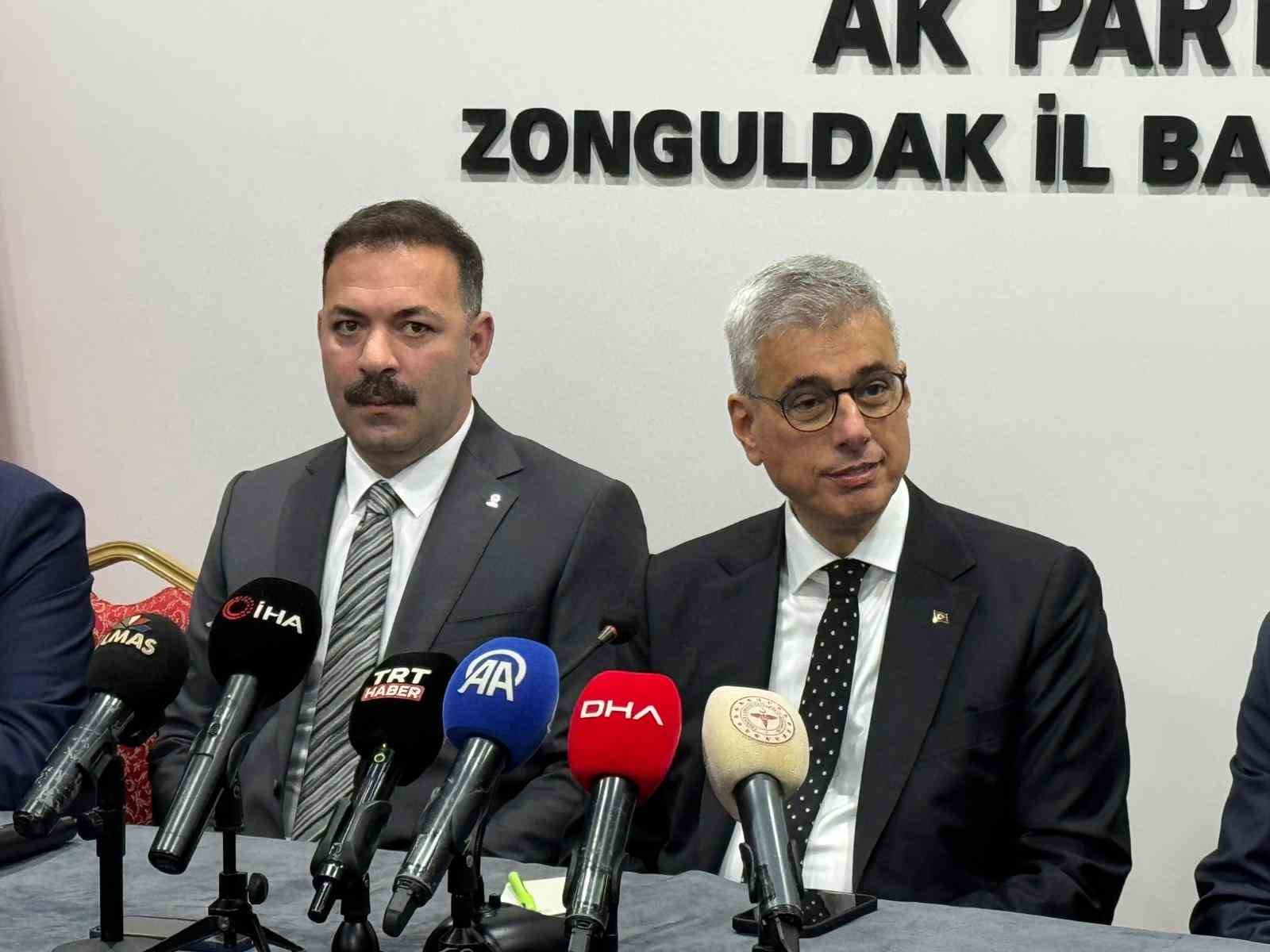 Bakan Memişoğlu: "Biz ürettikçe rahatsız olanlar rahatsız olmaya devam etsinler"
Bakan Memişoğlu: "Biz ürettikçe rahatsız olanlar rahatsız olmaya devam etsinler"