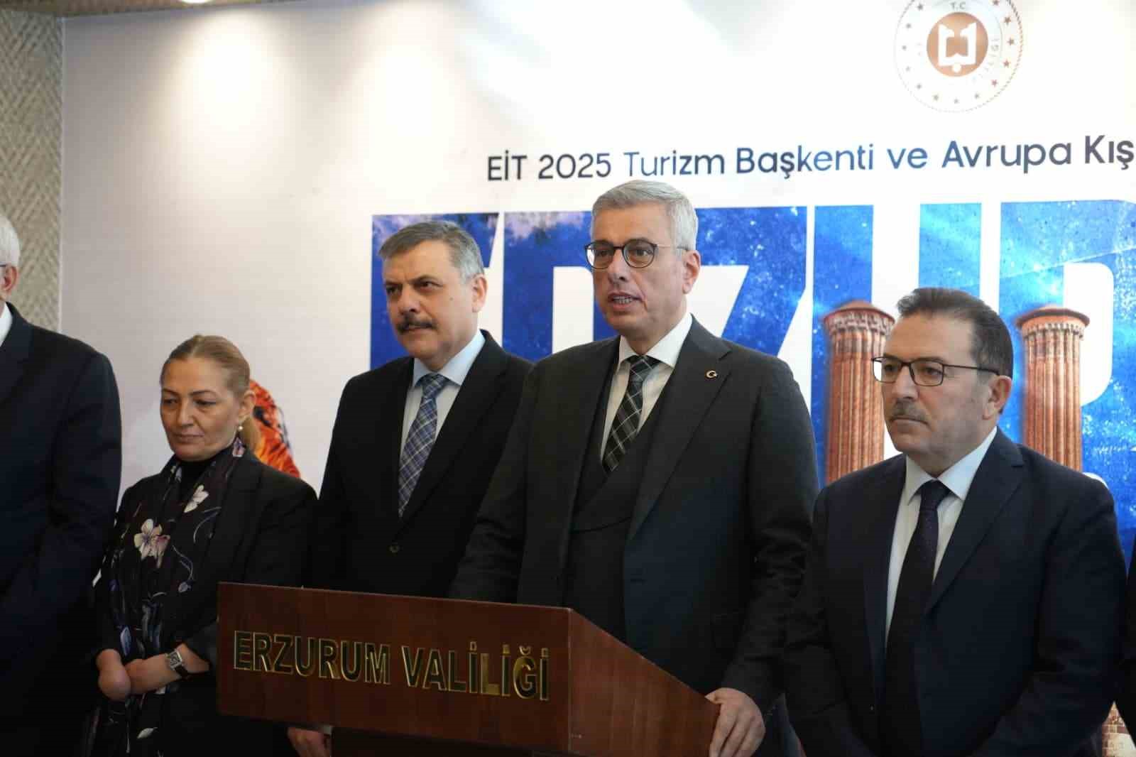 Bakan Memişoğlu: "Sağlık hizmetlerinin daha iyi olması için neler yapacağımızı yerinde değerlendirmek için buradayız"
