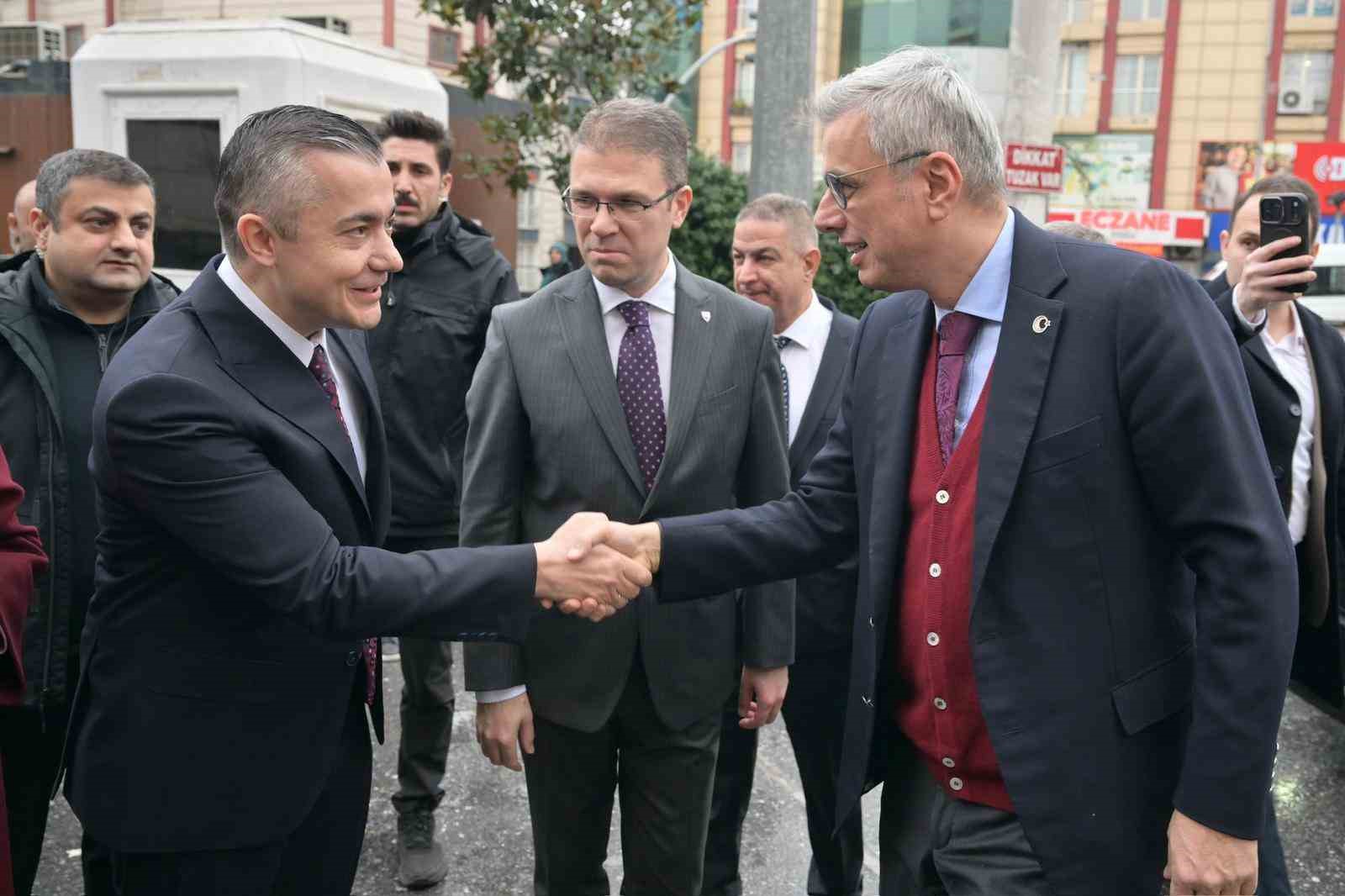 Bakan Memişoğlu’nun katıldığı toplantıda Esenyurt’taki sağlık yatırımları ele alındı
Bakan Memişoğlu’nun katıldığı toplantıda Esenyurt’taki sağlık yatırımları ele alındı