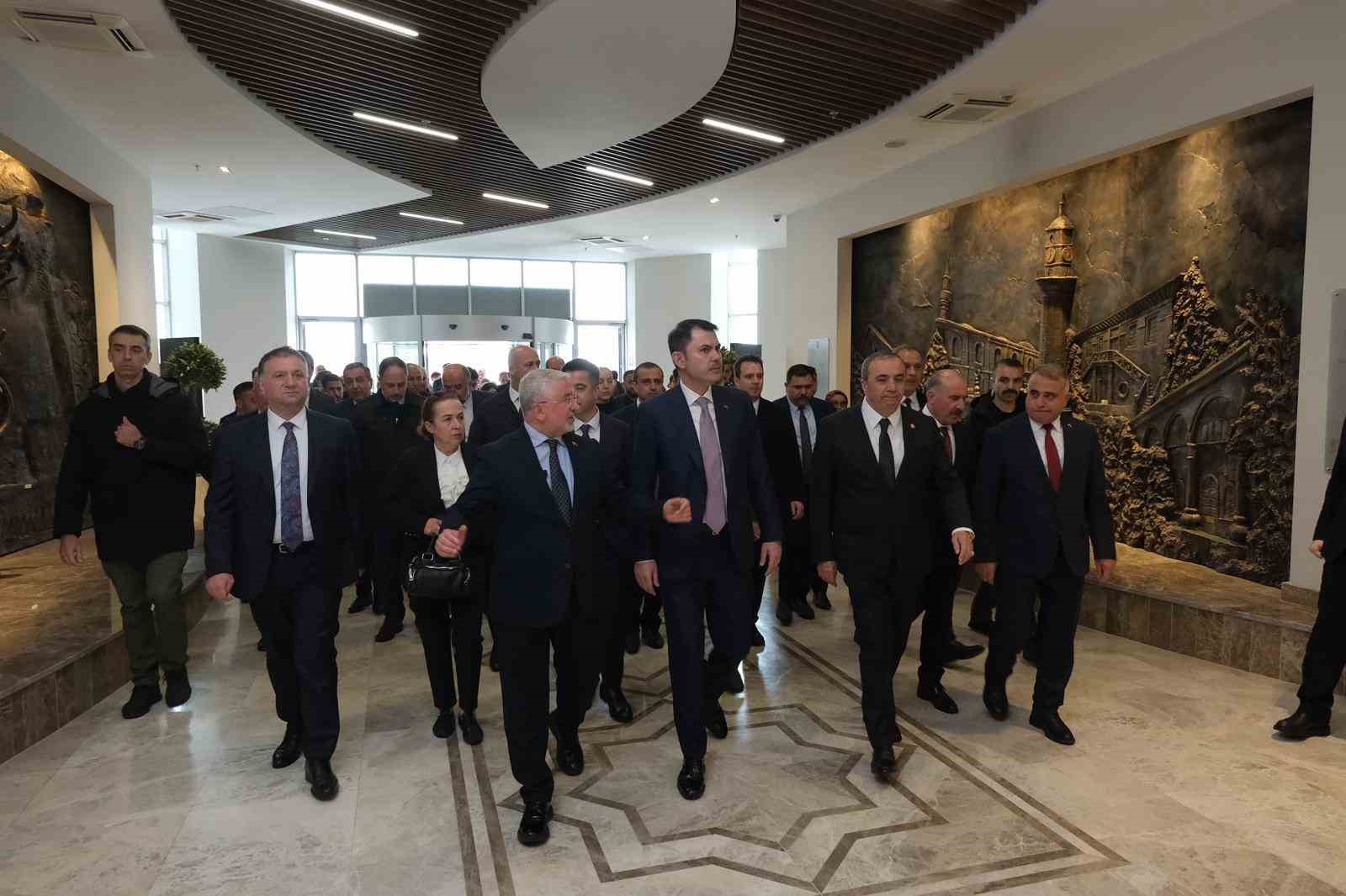 Bakan Murat Kurum’dan Çorum Belediyesi’ne ziyaret
