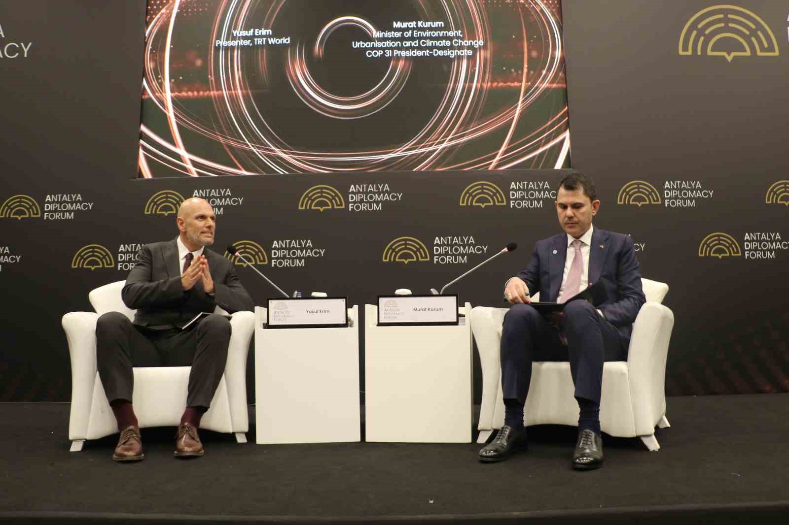 Bakan Murat Kurum’dan yeniden inşa için Türkiye’den küresel seferberlik mesajı
