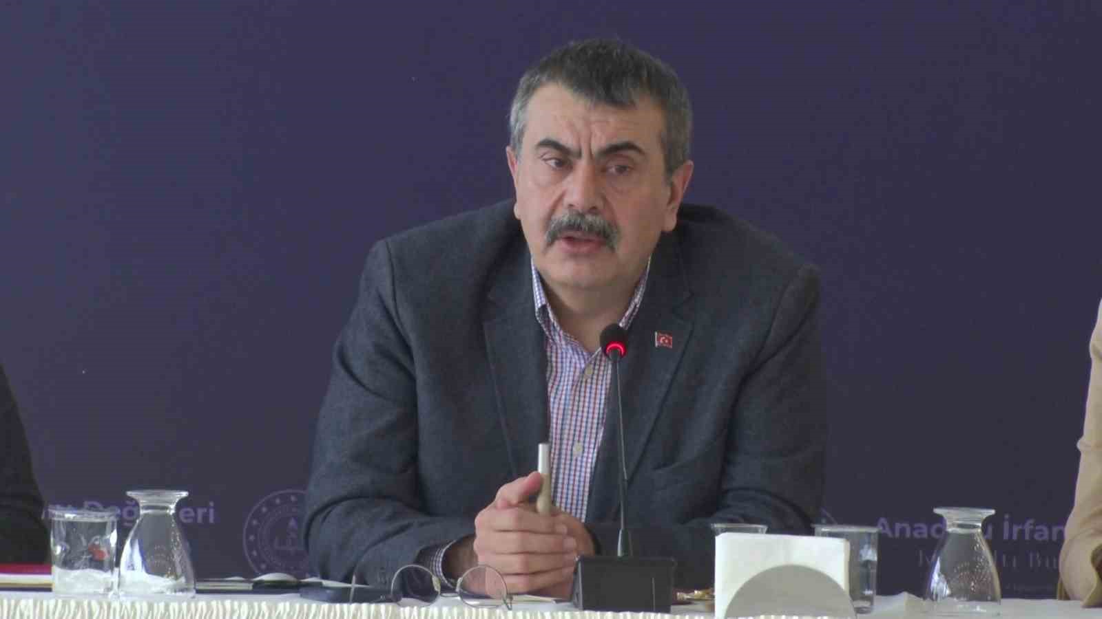 Bakan Tekin: "AK Parti Türkiye’de insan haklarını, yasaksız bir Türkiye’yi politik uygulamalarının odağına yerleştirmiş ve ona göre hareket etmiştir"
Bakan Tekin: "AK Parti Türkiye’de insan haklarını, yasaksız bir Türkiye’yi politik uygulamalarının odağına yerleştirmiş ve ona göre hareket etmiştir"