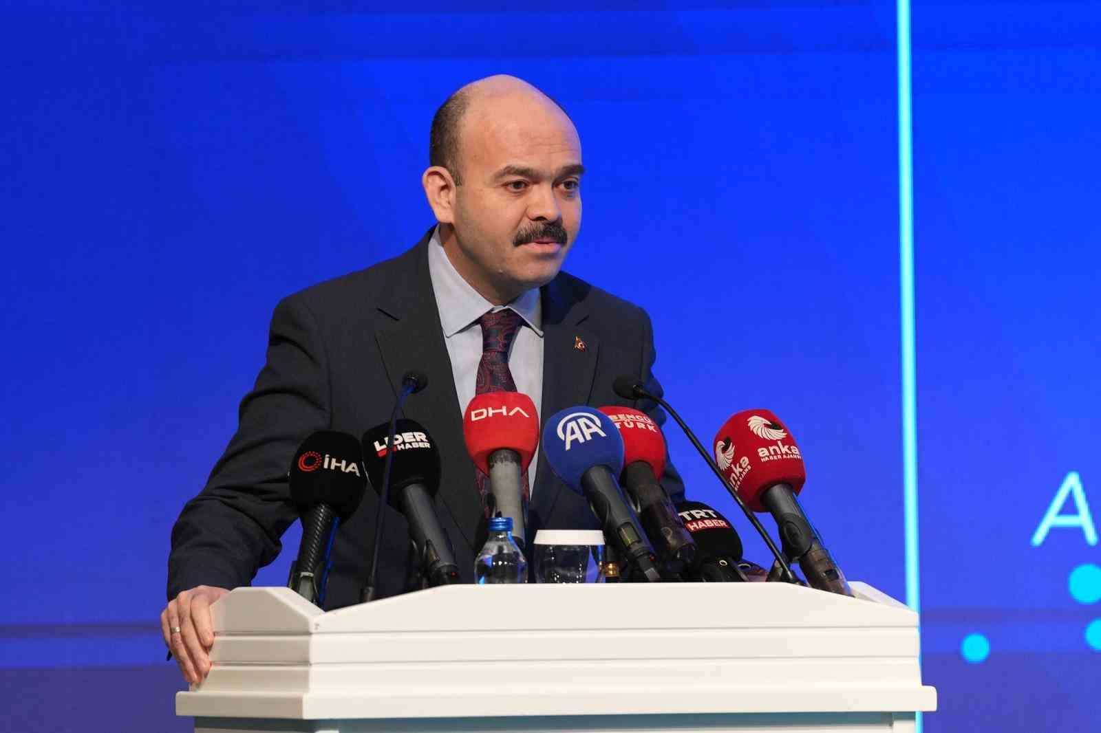 Bakan Tekin: "MEB, toplumda karşı karşıya kaldığımız bütün sorunların çözümü noktasında rol üstlenmek zorunda olan bir bakanlık"
