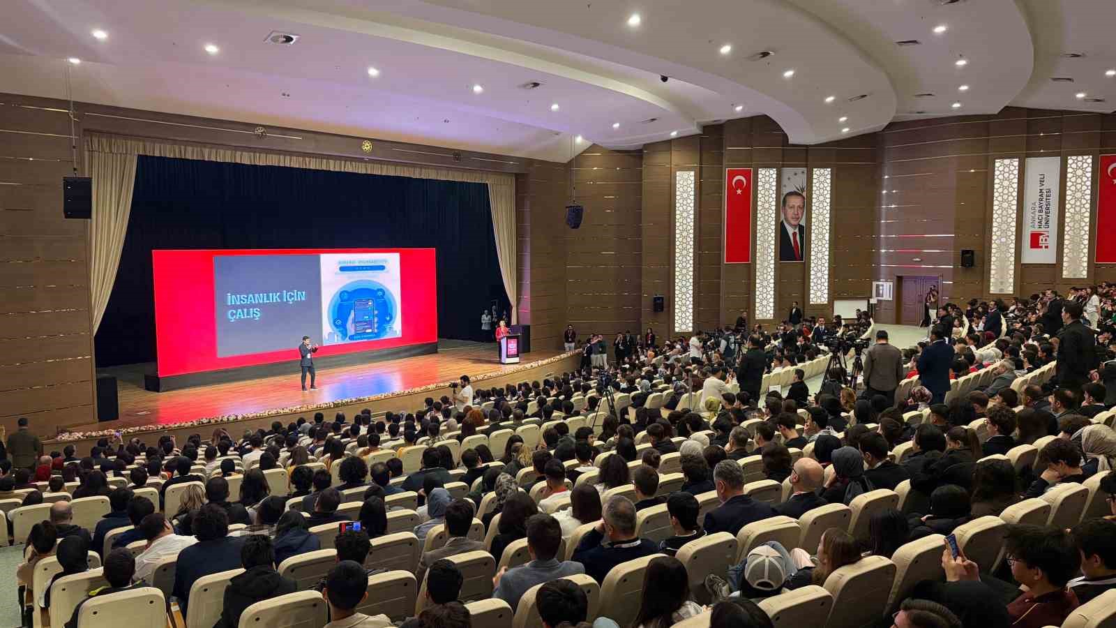 Bakan Tekin: "Muhalefetin en çok eleştirdiği projelerden bir tanesi Fatih Projesi’ydi"
Bakan Tekin: "Muhalefetin en çok eleştirdiği projelerden bir tanesi Fatih Projesi’ydi"