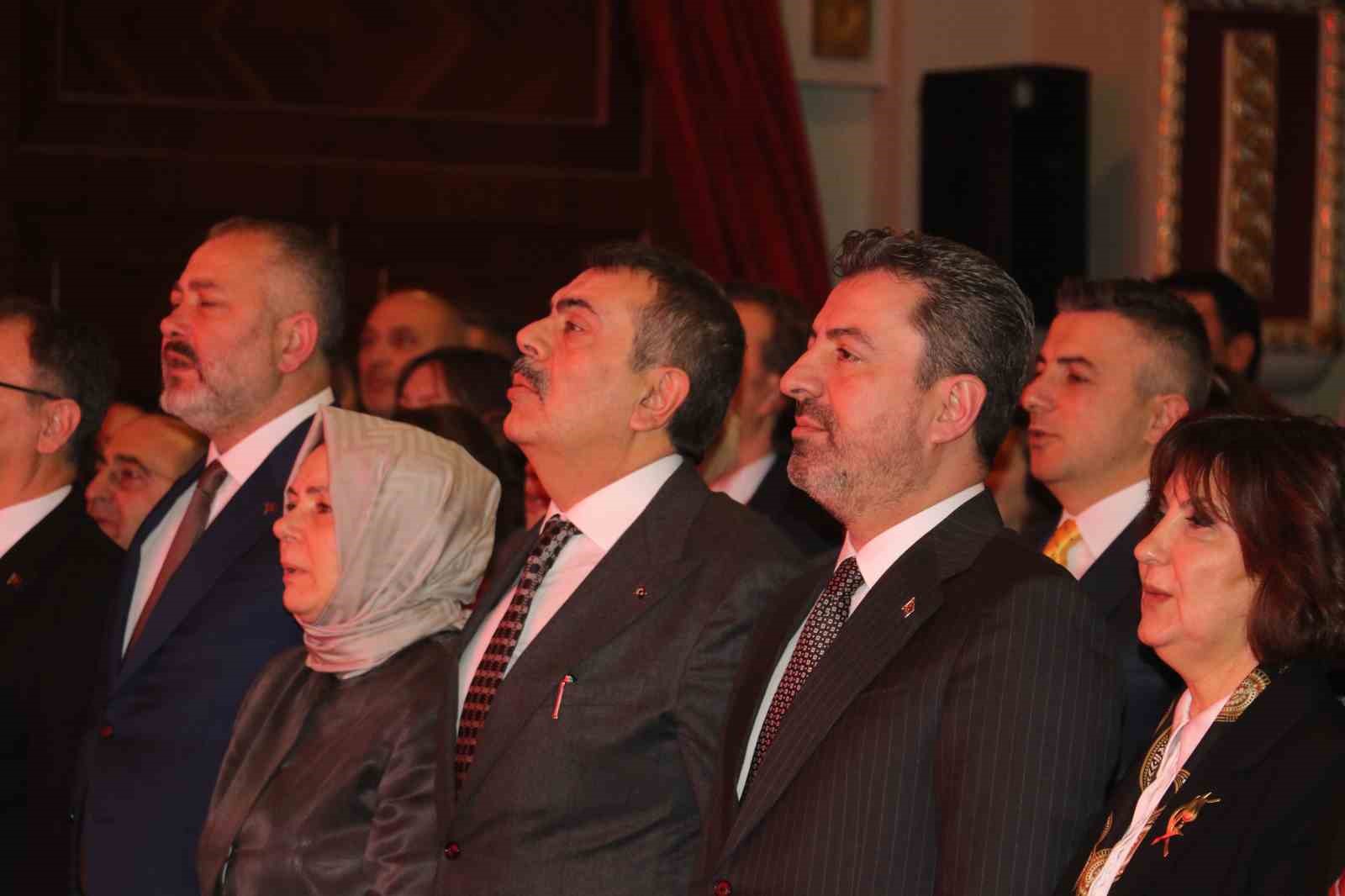 Bakan Tekin: "Okul Dışı Öğrenme Ortamları projemizi Türkiye Yüzyılı Maarif Modelimizin sahadaki en görünür halkalarından birisi olarak kabul ediyoruz"
