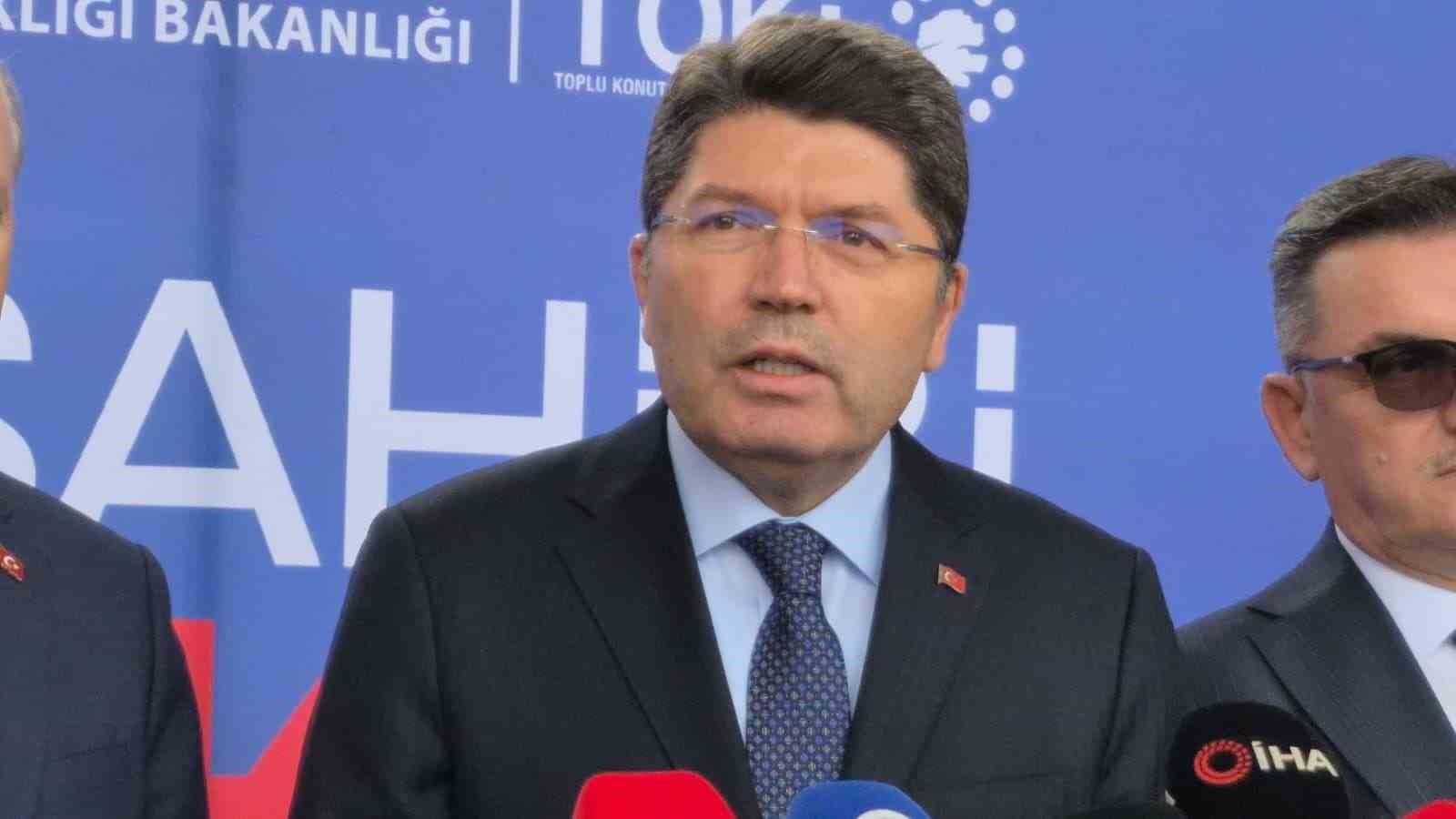 Bakan Tunç: "Her alanda topyekûn bir mücadele gerekiyor’’
