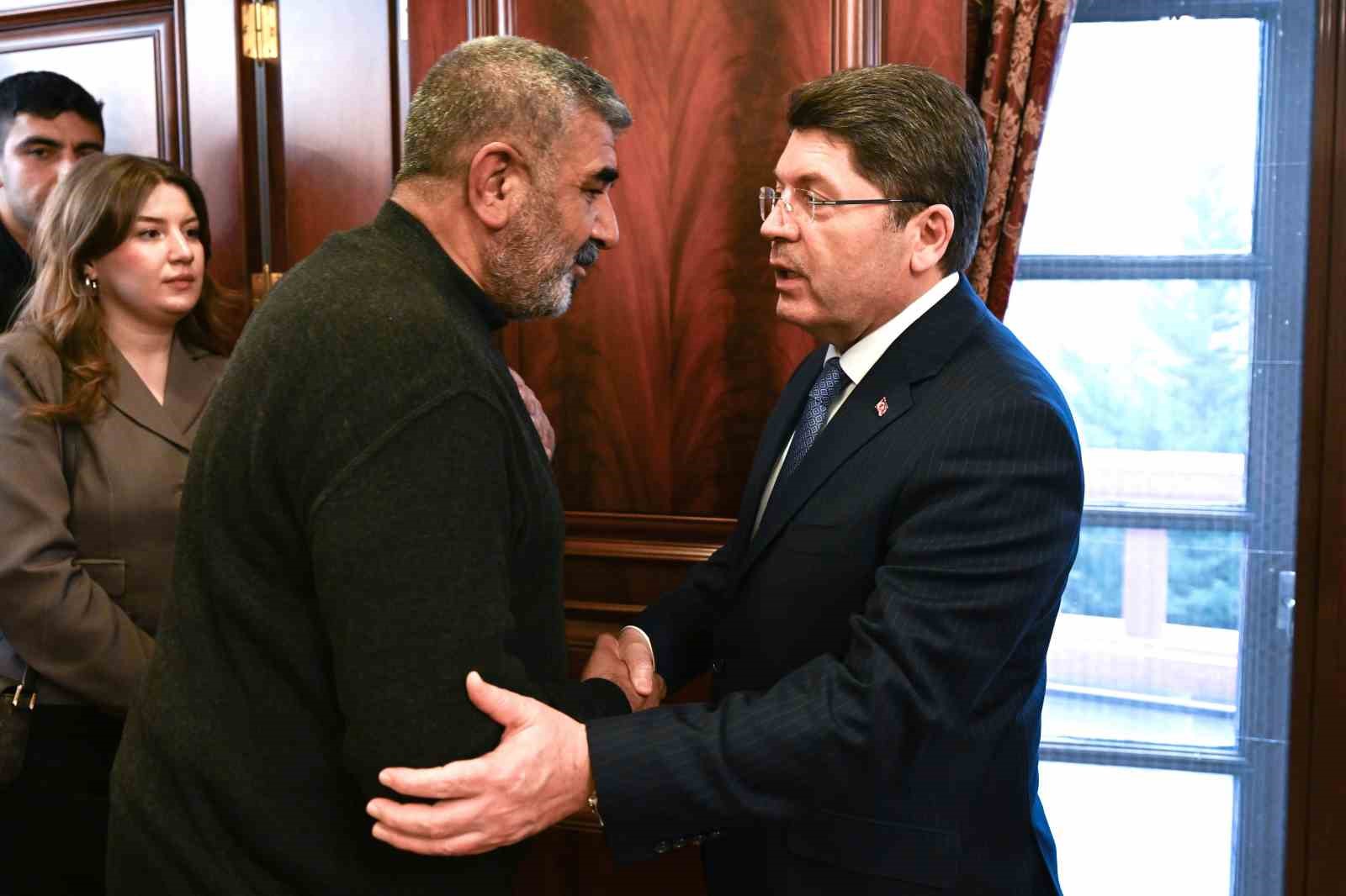 Bakan Tunç: "Rojin Kabaiş’in ölümüyle ilgili soruşturma titizlikle sürdürülüyor"
