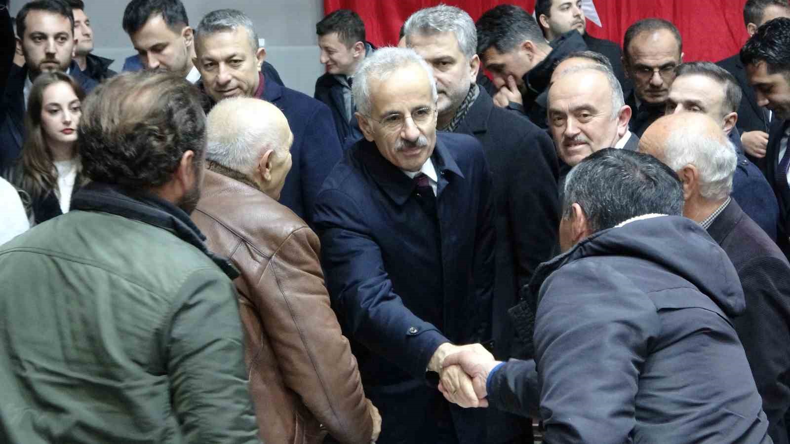 Bakan Uraloğlu: "Aramıza hiç kimsenin nifak sokmasına müsaade etmeyeceğiz"
