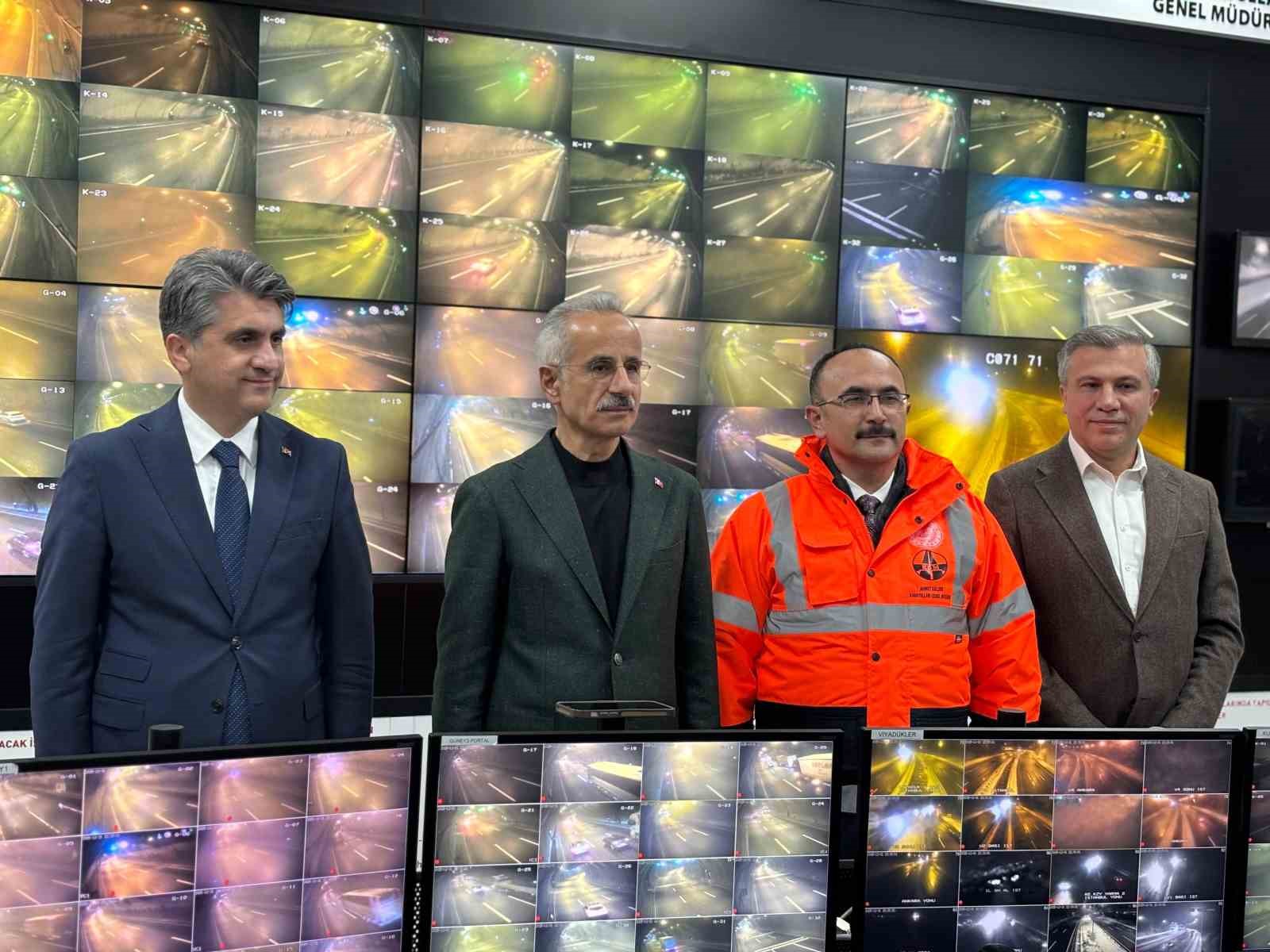 Bakan Uraloğlu Bolu Dağı’ndan açıkladı: "13 bin 600 personelimizle her türlü hazırlığımızı yaptık"
