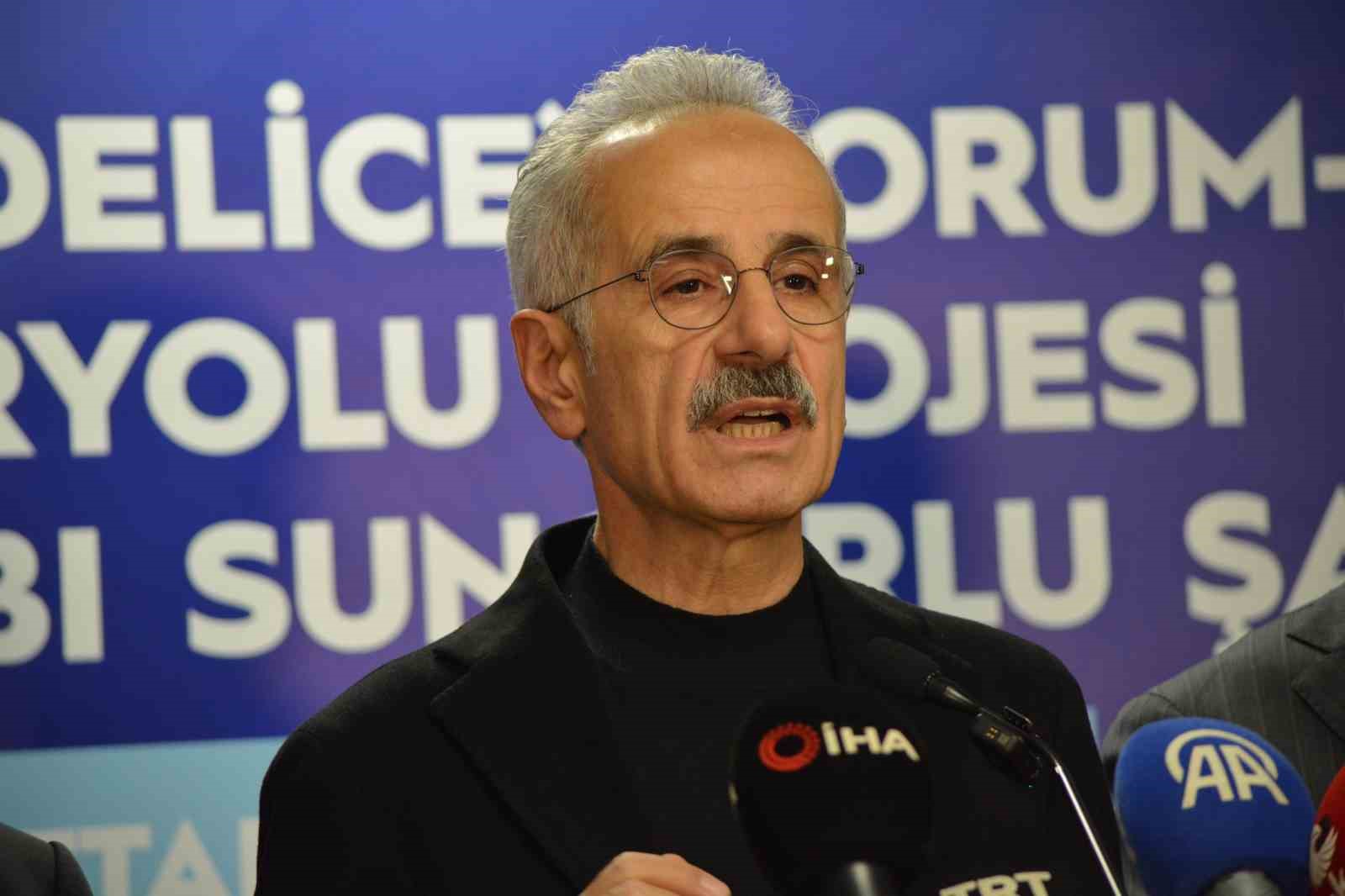 Bakan Uraloğlu: "Delice-Çorum Hızlı Tren Hattı’nda fiziki ilerleme yüzde 25’e yaklaştı"
