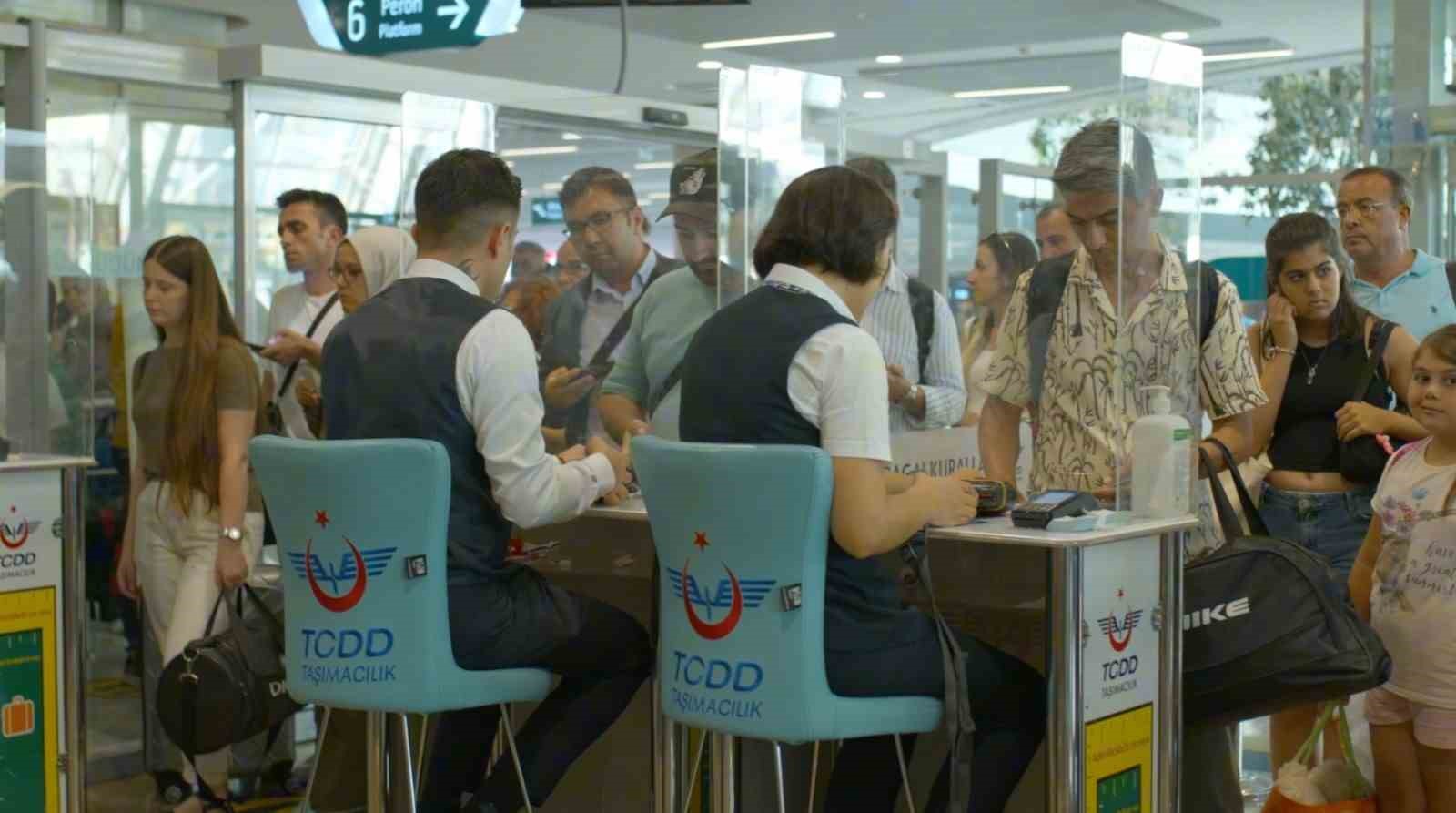 Bakan Uraloğlu: "Dijital ortamda gerçekleştirilen biletleme işlemi sayesinde 3 bin ağacın kesilmesini önledik"
