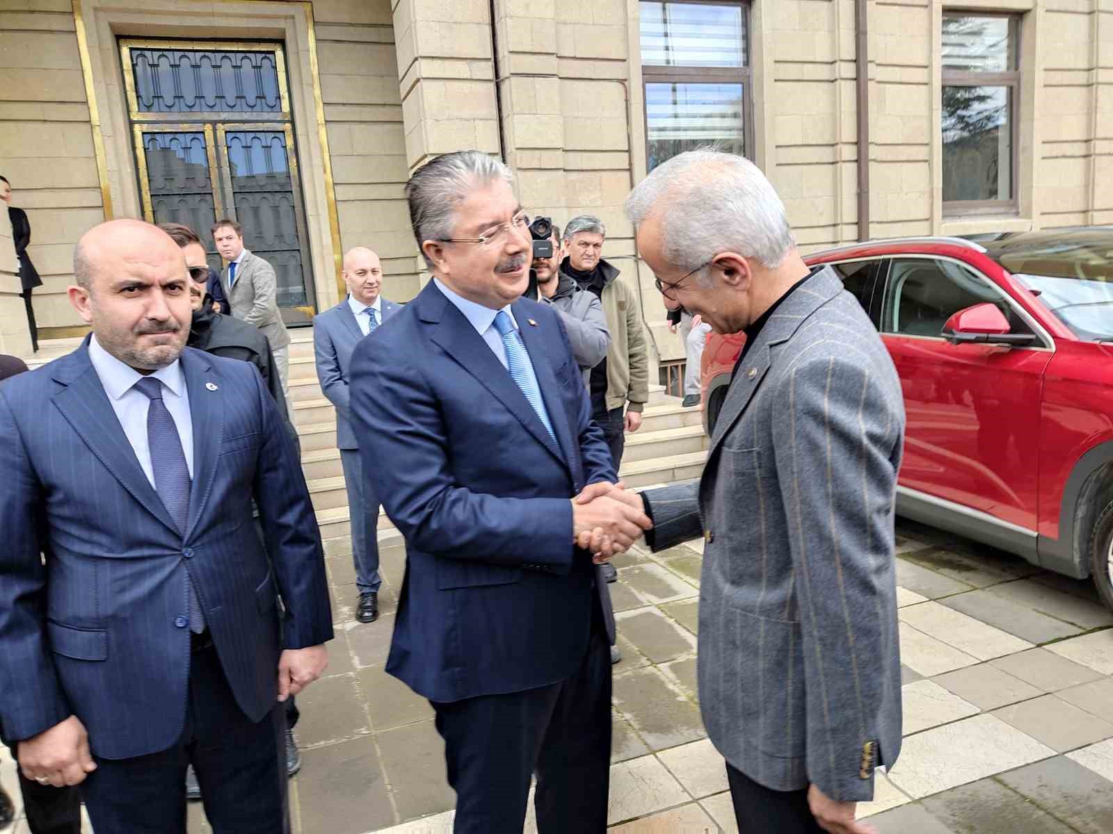 Bakan Uraloğlu, Eskişehir Valiliği’ni ziyaret etti
