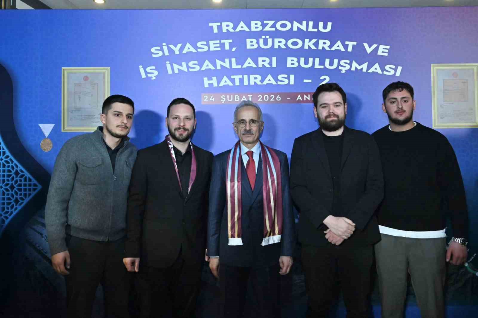 Bakan Uraloğlu: "Trabzon’umuzun ulaşım ve iletişim altyapısına 260 milyar liranın üzerinde yatırım gerçekleştirdik"
