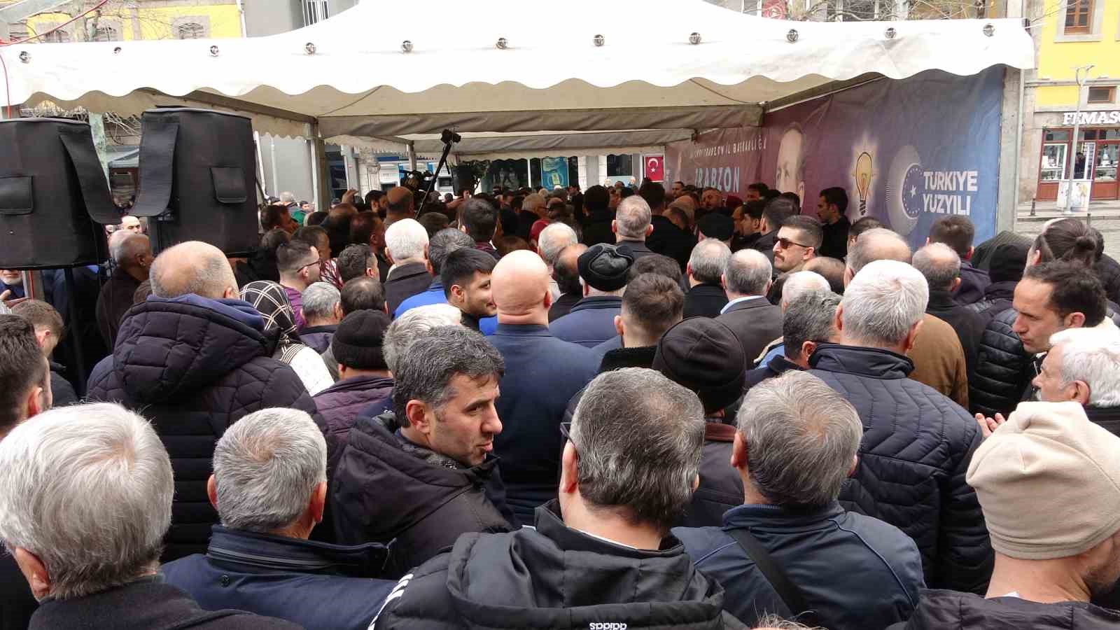 Bakan Uraloğlu: "Türkiye, tüm bu karmaşanın içerisinde bir güven adası olarak konumunu güçlü bir şekilde yürütüyor"
