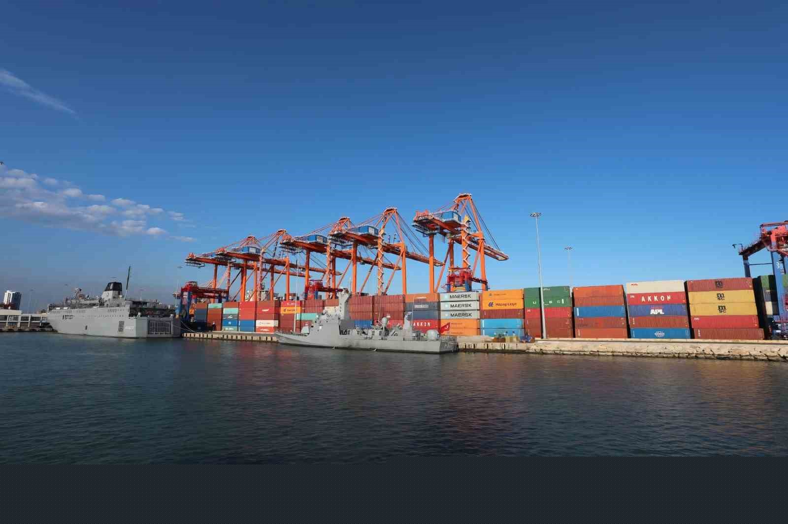 Bakan Uraloğlu: "Yurt dışı limanlarından, limanlarımıza gelen yük miktarı önceki yılın aynı ayına göre yüzde 8,5 artarak 22 milyon 117 bin 589 ton oldu"
