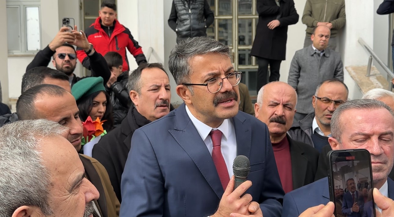 Bakan yardımcılığına atanan Vali Ali Çelik’ten veda ziyareti
