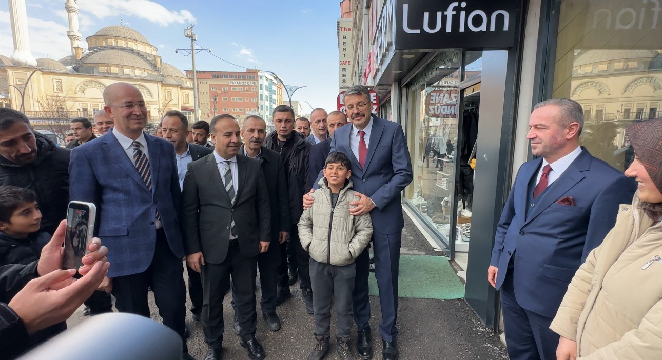 Bakan Yardımcısı Çelik’ten duygusal veda: "Hakkınızı helal edin"
