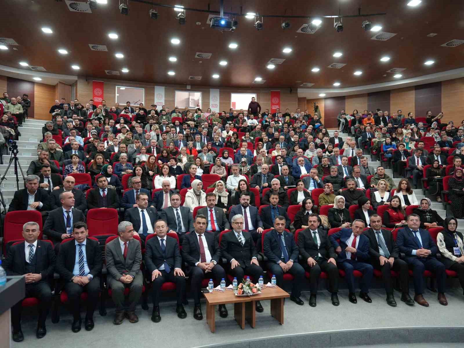 Bakan Yardımcısı Yelkenci: "Türkçeyi derinlemesine anlayan, konuşan, yazan nesiller önemli"
