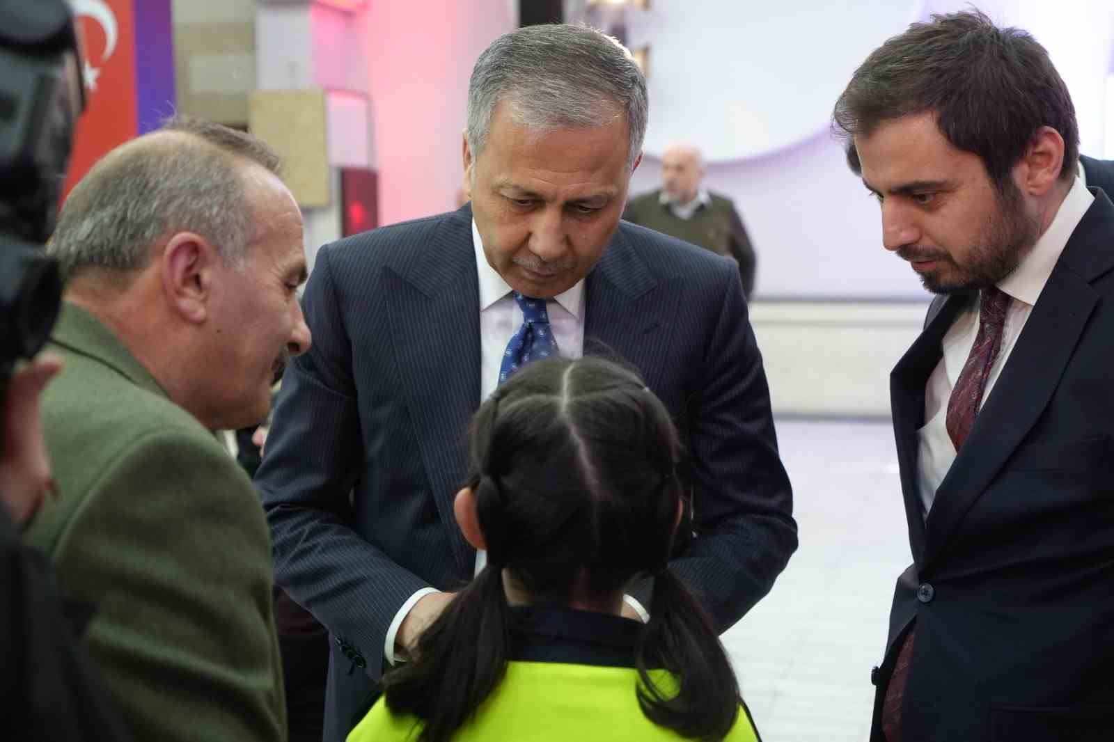 Bakan Yerlikaya: "Başaramadılar, başaramayacaklar"
Bakan Yerlikaya: "Başaramadılar, başaramayacaklar"