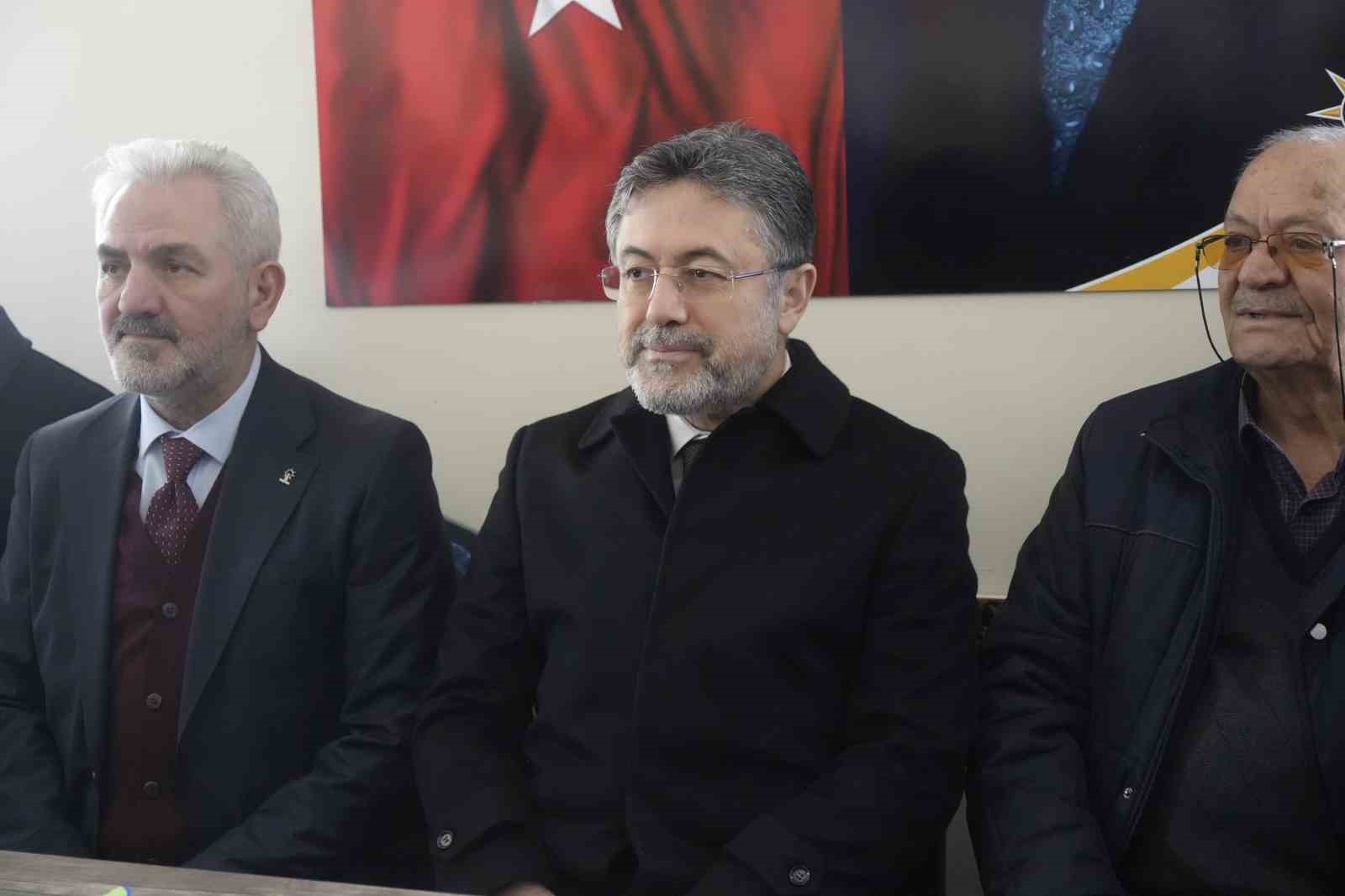 Bakan Yumaklı: "Gübre stoklarımızda herhangi bir problem yok"
