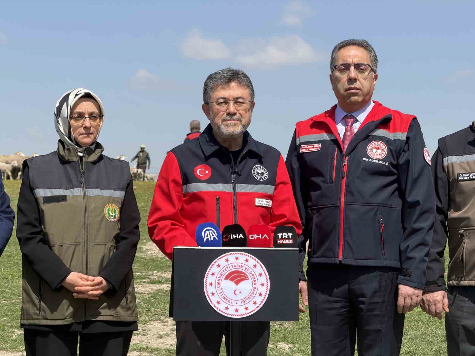 Bakan Yumaklı: (Kırsalda Bereket Küçükbaşa Destek Projesi) "En iyi ırkın oluşturulması için çalışılmış sürülerden verilecek"
