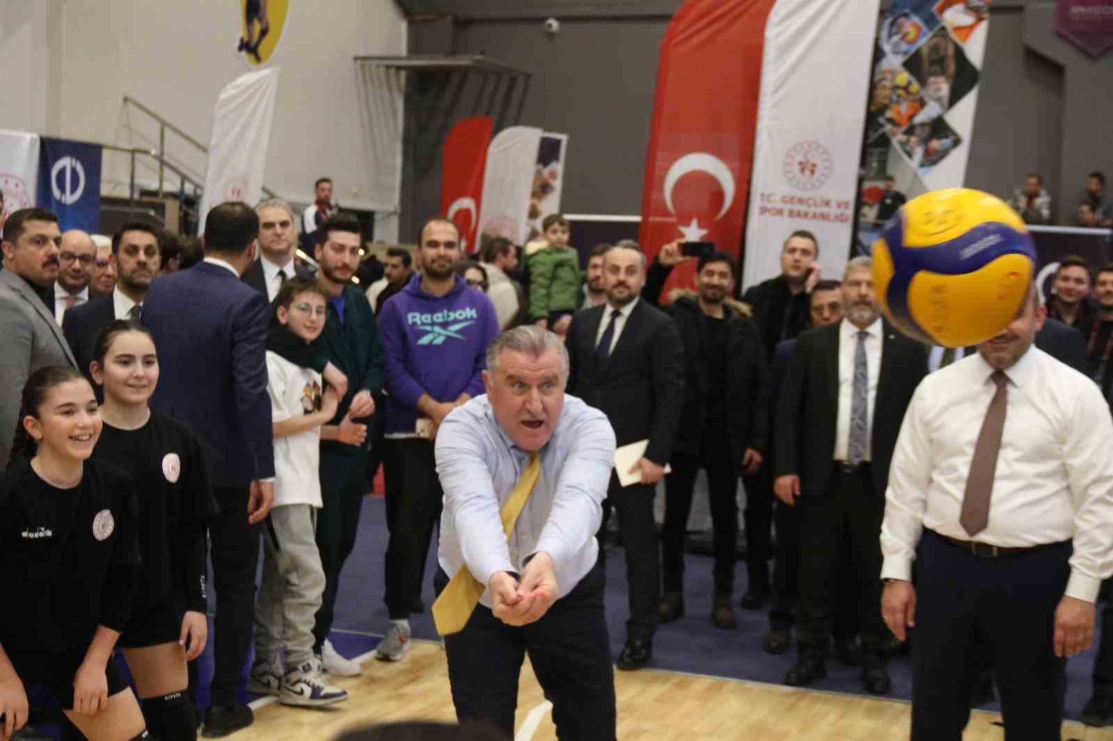 Bakandan NBA’ye taş çıkaran performans
