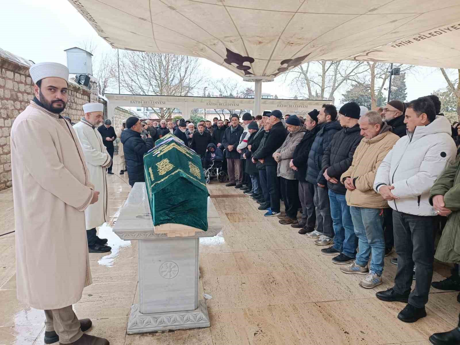 Bakırköy’deki motosiklet kazasında ağır yaralanan genç kız 20 gün sonra hayatını kaybetti
